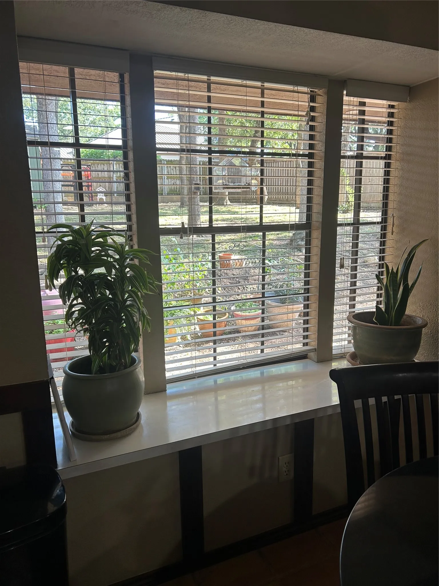 Single Family Residence For Sale in Tarrant County , 304 Paloverde Lane, Fort Worth, Texas 76112, 4 Bedroom, 3 Bathroom, 2 Garage spaces, 3,015 Sqft, built in 1976, mls#21328724, Real Estate Agent in Fort Worth, Homes For Sale in Tarrant county, Homes For Sale in Fort Worth, Realtor in Fort Worth Texas, Real Estate Brokerage Independent Realty Texas, Luminita Cordes Realtor