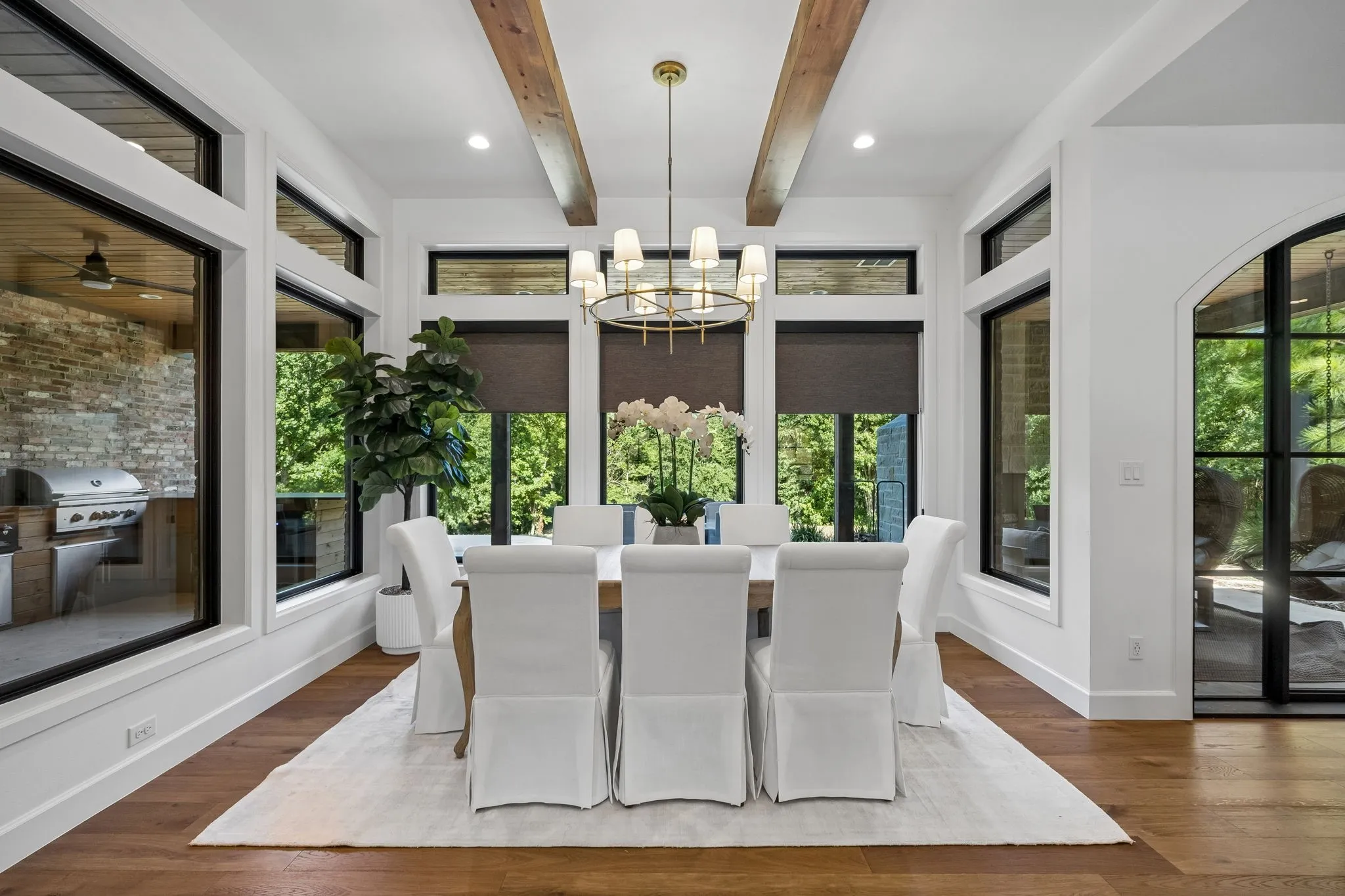 Single Family Residence For Sale in Ellis County , 468 Andrews Road, Ennis, Texas 75119, 5 Bedrooms, 5 Bathrooms, 2 Garage spaces, 4,350 Sqft, built in 2022, Price $2,199,990, mls#21328580, Real Estate Agent in Ennis, Homes For Sale in Ellis county, Homes For Sale in Ennis, Realtor in Ennis Texas, Real Estate Brokerage Independent Realty Texas, Luminita Cordes Realtor