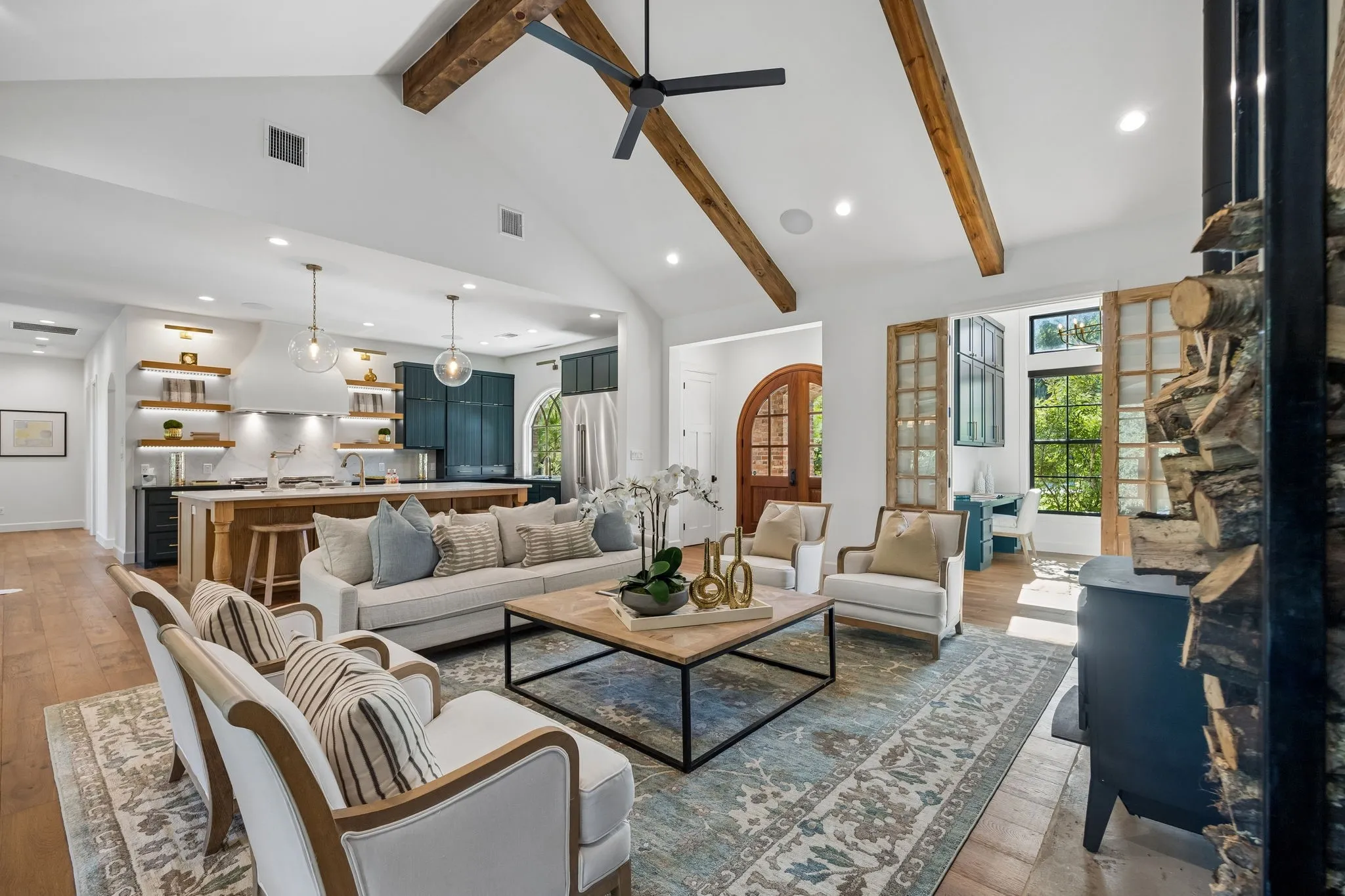 Single Family Residence For Sale in Ellis County , 468 Andrews Road, Ennis, Texas 75119, 5 Bedrooms, 5 Bathrooms, 2 Garage spaces, 4,350 Sqft, built in 2022, Price $2,199,990, mls#21328580, Real Estate Agent in Ennis, Homes For Sale in Ellis county, Homes For Sale in Ennis, Realtor in Ennis Texas, Real Estate Brokerage Independent Realty Texas, Luminita Cordes Realtor