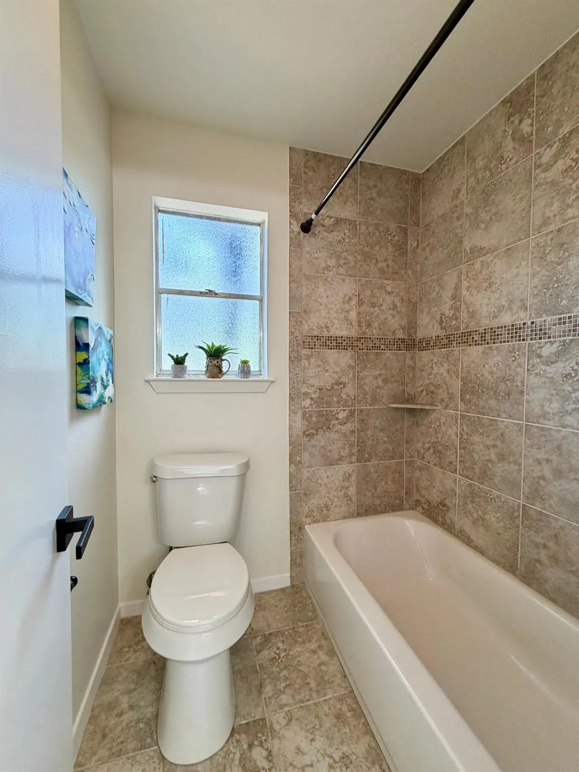 Single Family Residence For Sale in Tarrant County , 3609 Country Club Road, Arlington, Texas 76013, 3 Bedroom, 3 Bathroom, 2 Garage spaces, 2,485 Sqft, built in 1969, mls#21328127, Real Estate Agent in Arlington, Homes For Sale in Tarrant county, Homes For Sale in Arlington, Realtor in Arlington Texas, Real Estate Brokerage Independent Realty Texas, Luminita Cordes Realtor