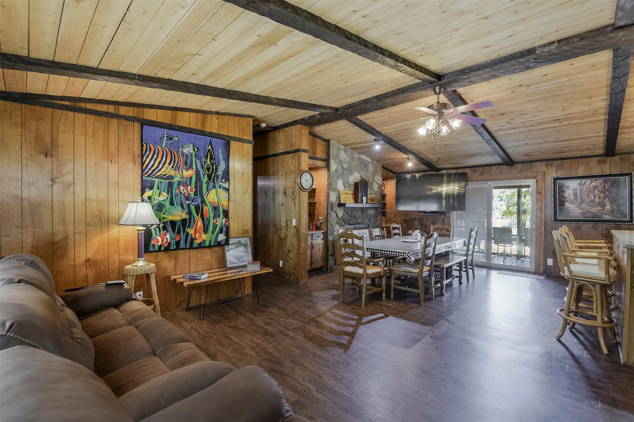 Mobile Home For Sale in Henderson County , 182 Indian Gap Road, Mabank, Texas 75156, 4 Bedroom, 2 Bathroom, 1 Garage spaces, 2,600 Sqft, built in 1987, mls#21328208, Real Estate Agent in Mabank, Homes For Sale in Henderson county, Homes For Sale in Mabank, Realtor in Mabank Texas, Real Estate Brokerage Independent Realty Texas, Luminita Cordes Realtor