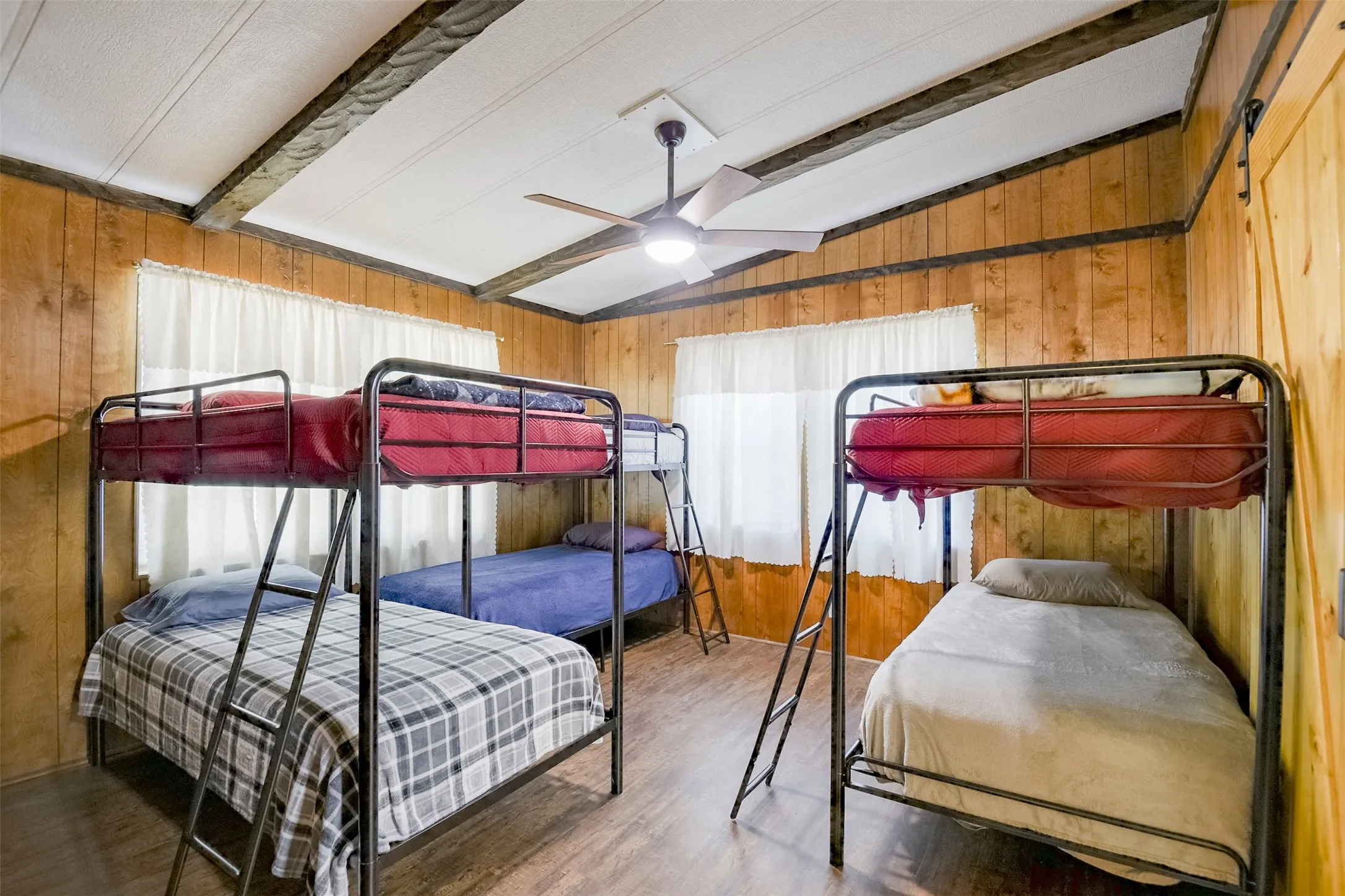 Mobile Home For Sale in Henderson County , 182 Indian Gap Road, Mabank, Texas 75156, 4 Bedroom, 2 Bathroom, 1 Garage spaces, 2,600 Sqft, built in 1987, mls#21328208, Real Estate Agent in Mabank, Homes For Sale in Henderson county, Homes For Sale in Mabank, Realtor in Mabank Texas, Real Estate Brokerage Independent Realty Texas, Luminita Cordes Realtor