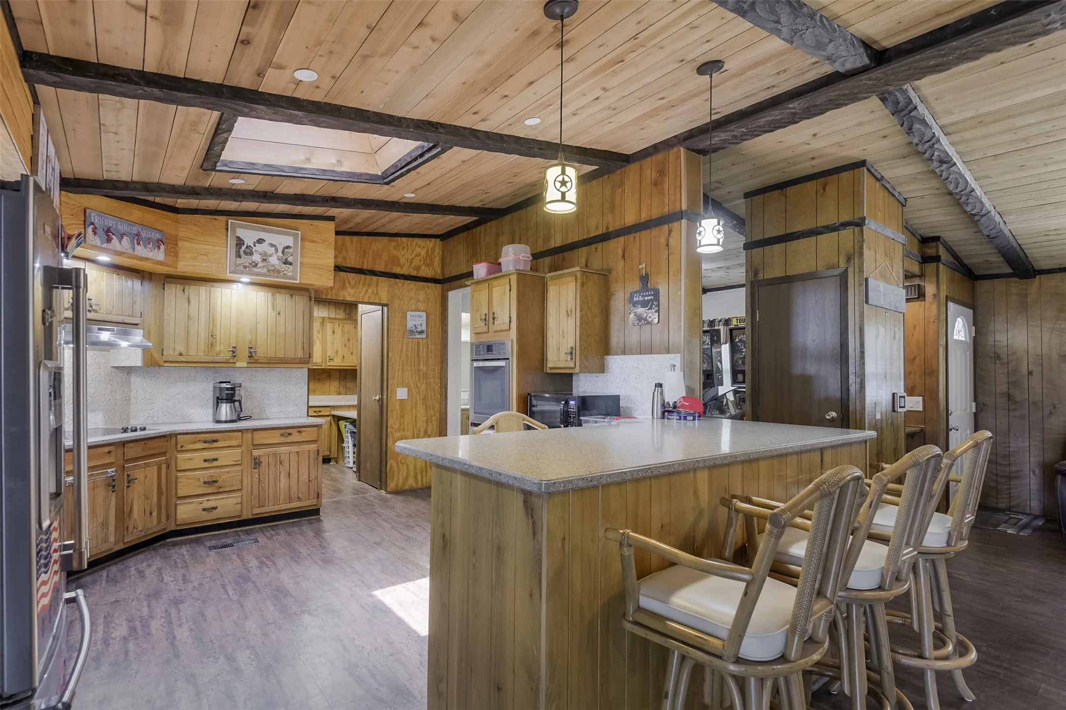 Mobile Home For Sale in Henderson County , 182 Indian Gap Road, Mabank, Texas 75156, 4 Bedroom, 2 Bathroom, 1 Garage spaces, 2,600 Sqft, built in 1987, mls#21328208, Real Estate Agent in Mabank, Homes For Sale in Henderson county, Homes For Sale in Mabank, Realtor in Mabank Texas, Real Estate Brokerage Independent Realty Texas, Luminita Cordes Realtor