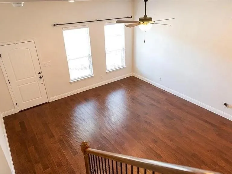 Townhouse For Rent in Johnson County , 321 Tinker Trail, Burleson, Texas 76028, 3 Bedroom, 3 Bathroom, 2 Garage spaces, 1,818 Sqft, built in 2017, Price $2,500, mls#21328721, Real Estate Agent in Burleson, Homes For Rent in Johnson county, Homes For Rent in Burleson, Realtor in Burleson Texas, Real Estate Brokerage Independent Realty Texas, Luminita Cordes Realtor