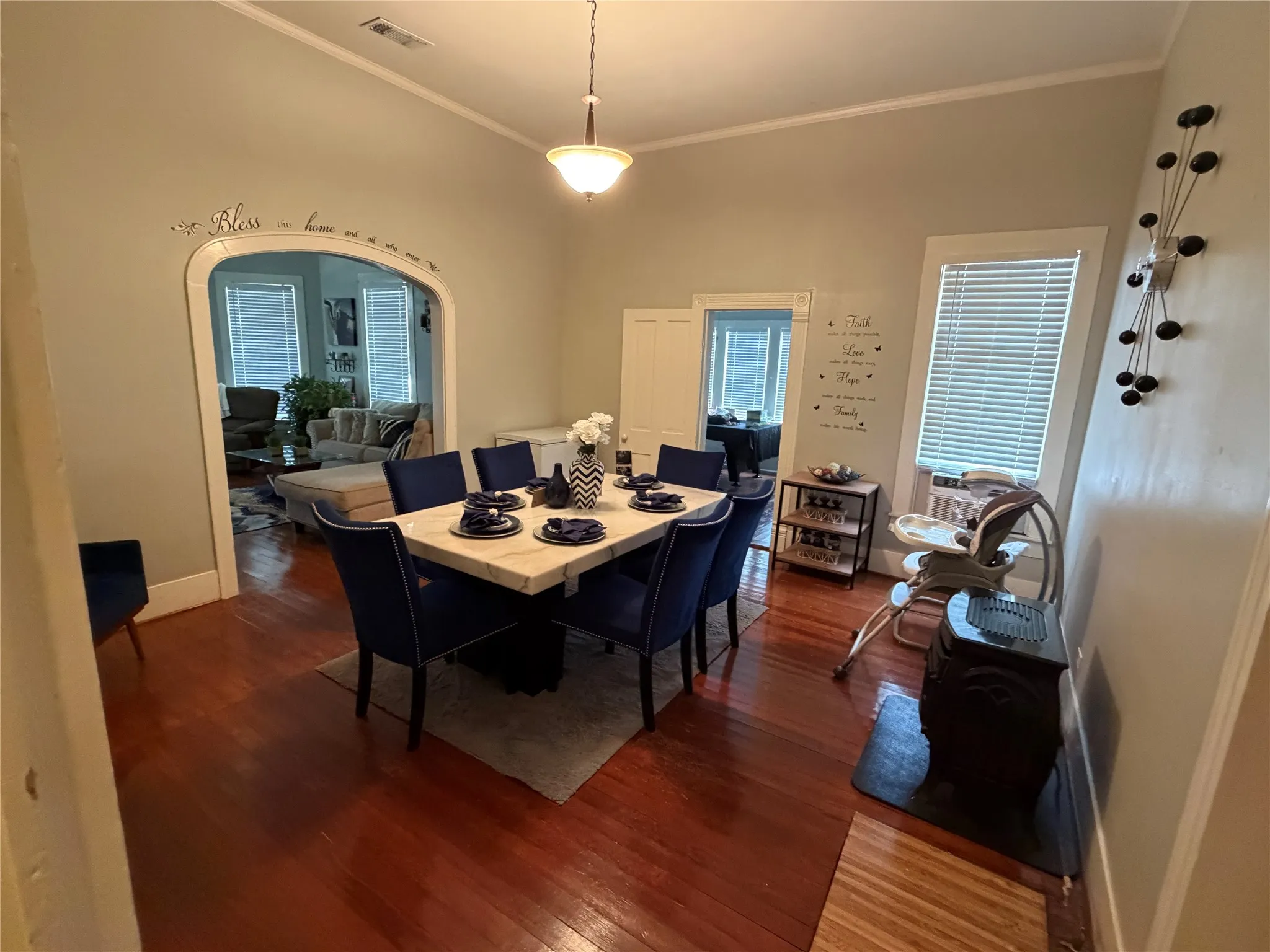 Single Family Residence For Sale in Hill County , 601 N San Jacinto Street, Whitney, Texas 76692, 3 Bedroom, 1 Bathroom, Garage spaces, 1,496 Sqft, built in 1900, mls#21328745, Real Estate Agent in Whitney, Homes For Sale in Hill county, Homes For Sale in Whitney, Realtor in Whitney Texas, Real Estate Brokerage Independent Realty Texas, Luminita Cordes Realtor