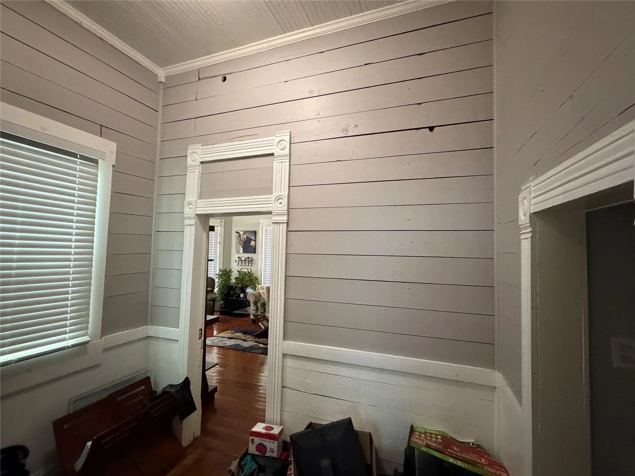 Single Family Residence For Sale in Hill County , 601 N San Jacinto Street, Whitney, Texas 76692, 3 Bedroom, 1 Bathroom, Garage spaces, 1,496 Sqft, built in 1900, mls#21328745, Real Estate Agent in Whitney, Homes For Sale in Hill county, Homes For Sale in Whitney, Realtor in Whitney Texas, Real Estate Brokerage Independent Realty Texas, Luminita Cordes Realtor