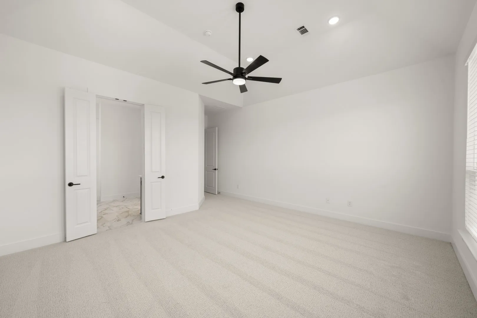 1110 Alyssa- Primary Suite-2