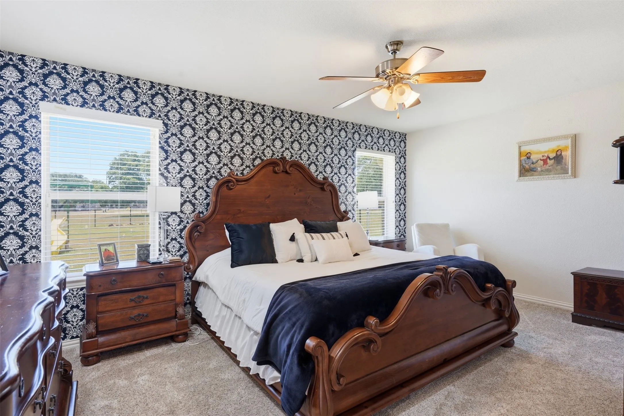 Single Family Residence For Sale in Hood County , 3102 Walnut Creek Parkway, Granbury, Texas 76049, 4 Bedroom, 3 Bathroom, 4 Garage spaces, 2,919 Sqft, built in 2006, mls#21328713, Real Estate Agent in Granbury, Homes For Sale in Hood county, Homes For Sale in Granbury, Realtor in Granbury Texas, Real Estate Brokerage Independent Realty Texas, Luminita Cordes Realtor