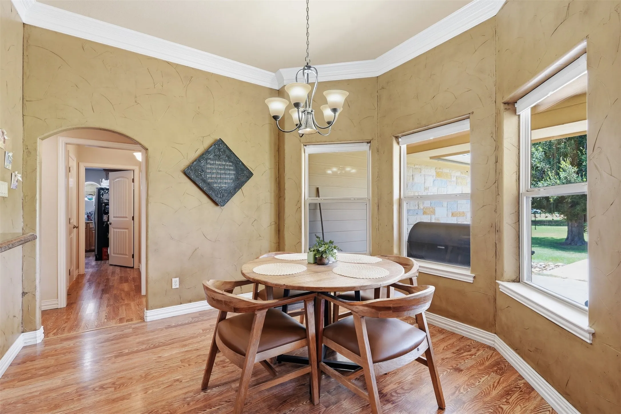 Single Family Residence For Sale in Hood County , 3102 Walnut Creek Parkway, Granbury, Texas 76049, 4 Bedroom, 3 Bathroom, 4 Garage spaces, 2,919 Sqft, built in 2006, mls#21328713, Real Estate Agent in Granbury, Homes For Sale in Hood county, Homes For Sale in Granbury, Realtor in Granbury Texas, Real Estate Brokerage Independent Realty Texas, Luminita Cordes Realtor