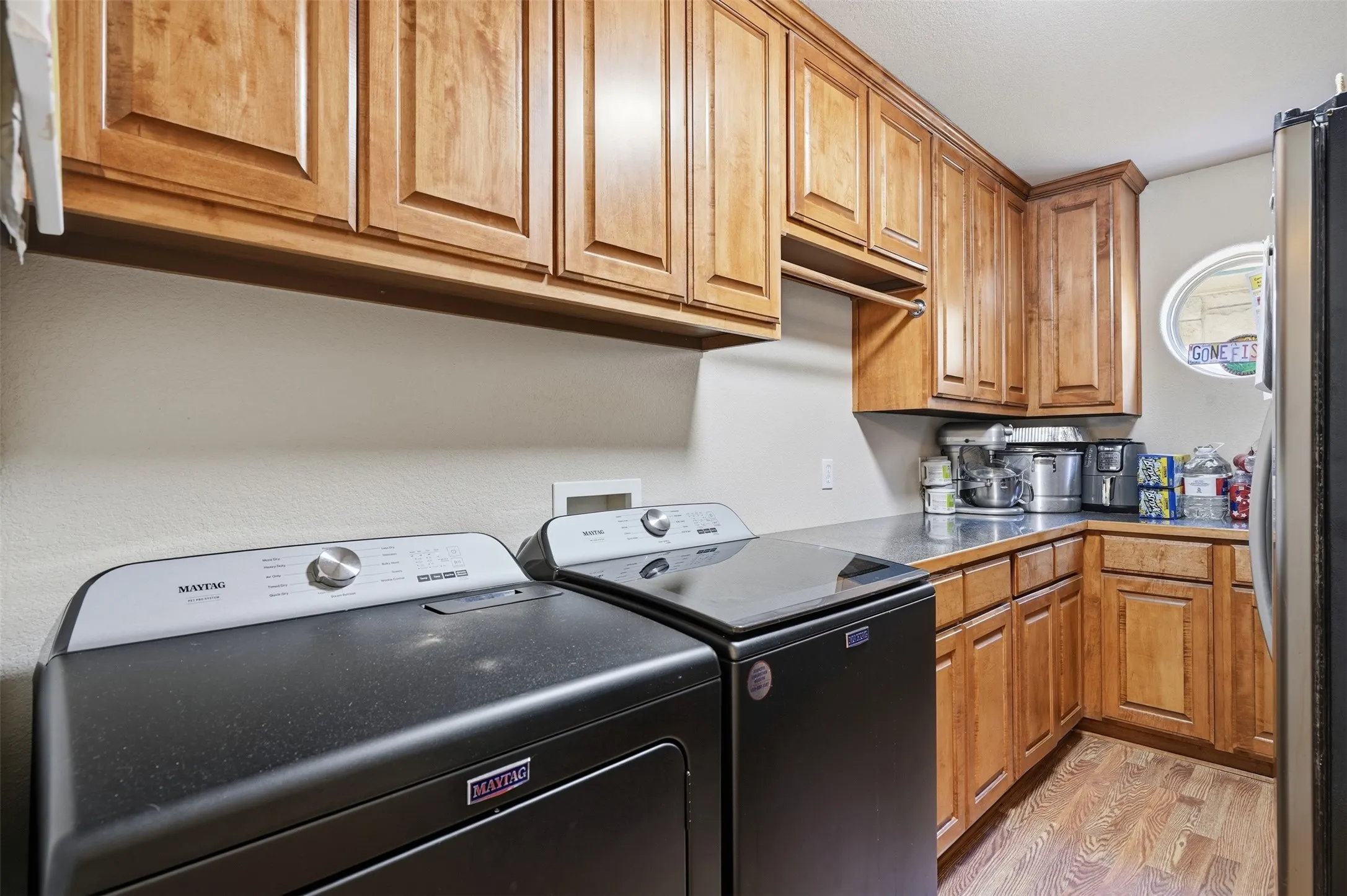 Single Family Residence For Sale in Hood County , 3102 Walnut Creek Parkway, Granbury, Texas 76049, 4 Bedroom, 3 Bathroom, 4 Garage spaces, 2,919 Sqft, built in 2006, mls#21328713, Real Estate Agent in Granbury, Homes For Sale in Hood county, Homes For Sale in Granbury, Realtor in Granbury Texas, Real Estate Brokerage Independent Realty Texas, Luminita Cordes Realtor