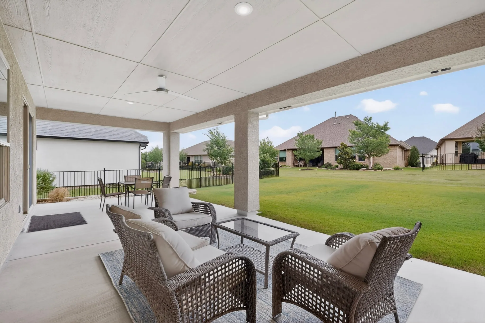 Single Family Residence For Sale in Denton County , 8709 Basanite Avenue, Denton, Texas 76207, 2 Bedroom, 3 Bathroom, 3 Garage spaces, 2,334 Sqft, built in 2023, mls#21327571, Real Estate Agent in Denton, Homes For Sale in Denton county, Homes For Sale in Denton, Realtor in Denton Texas, Real Estate Brokerage Independent Realty Texas, Luminita Cordes Realtor