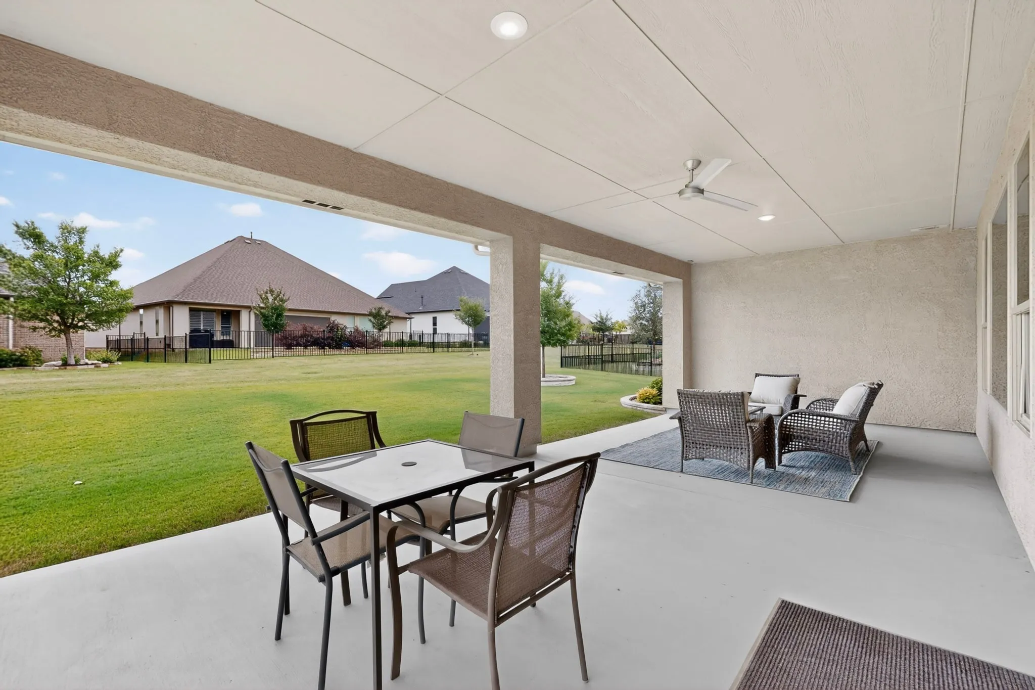 Single Family Residence For Sale in Denton County , 8709 Basanite Avenue, Denton, Texas 76207, 2 Bedroom, 3 Bathroom, 3 Garage spaces, 2,334 Sqft, built in 2023, mls#21327571, Real Estate Agent in Denton, Homes For Sale in Denton county, Homes For Sale in Denton, Realtor in Denton Texas, Real Estate Brokerage Independent Realty Texas, Luminita Cordes Realtor