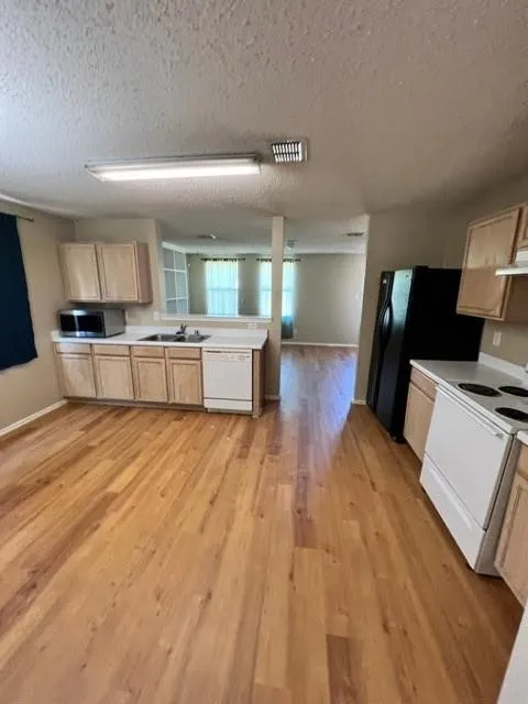 Single Family Residence For Rent in Denton County , 16541 Jasmine Springs Drive, Fort Worth, Texas 76247, 3 Bedroom, 2 Bathroom, 2 Garage spaces, 1,892 Sqft, built in 2005, Price $2,500, mls#21328775, Real Estate Agent in Fort Worth, Homes For Rent in Denton county, Homes For Rent in Fort Worth, Realtor in Fort Worth Texas, Real Estate Brokerage Independent Realty Texas, Luminita Cordes Realtor