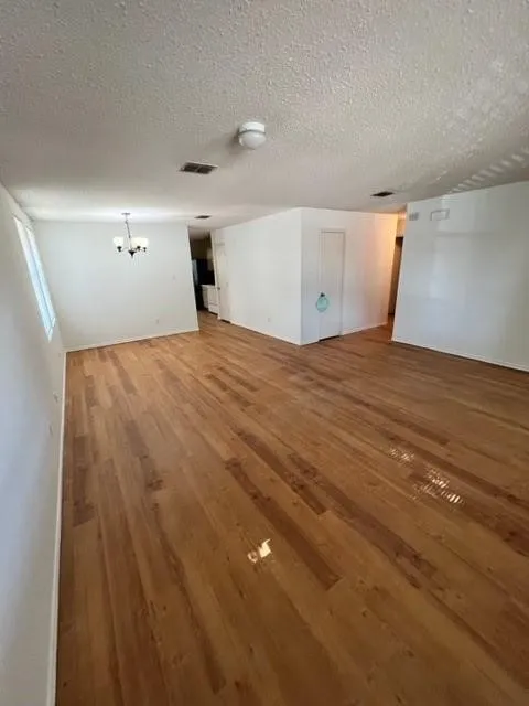 Single Family Residence For Rent in Denton County , 16541 Jasmine Springs Drive, Fort Worth, Texas 76247, 3 Bedroom, 2 Bathroom, 2 Garage spaces, 1,892 Sqft, built in 2005, Price $2,500, mls#21328775, Real Estate Agent in Fort Worth, Homes For Rent in Denton county, Homes For Rent in Fort Worth, Realtor in Fort Worth Texas, Real Estate Brokerage Independent Realty Texas, Luminita Cordes Realtor