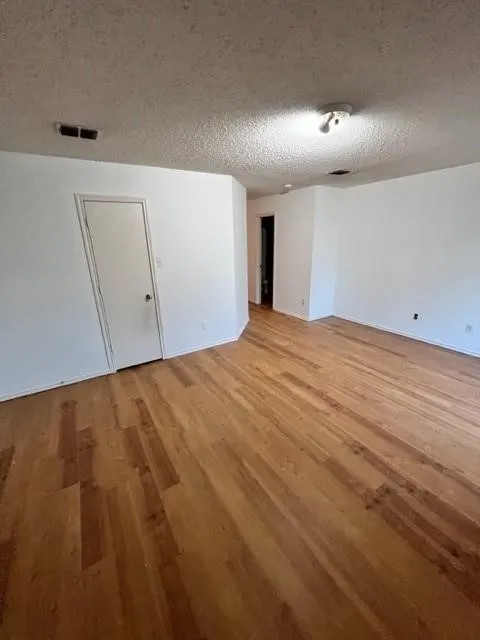 Single Family Residence For Rent in Denton County , 16541 Jasmine Springs Drive, Fort Worth, Texas 76247, 3 Bedroom, 2 Bathroom, 2 Garage spaces, 1,892 Sqft, built in 2005, Price $2,500, mls#21328775, Real Estate Agent in Fort Worth, Homes For Rent in Denton county, Homes For Rent in Fort Worth, Realtor in Fort Worth Texas, Real Estate Brokerage Independent Realty Texas, Luminita Cordes Realtor