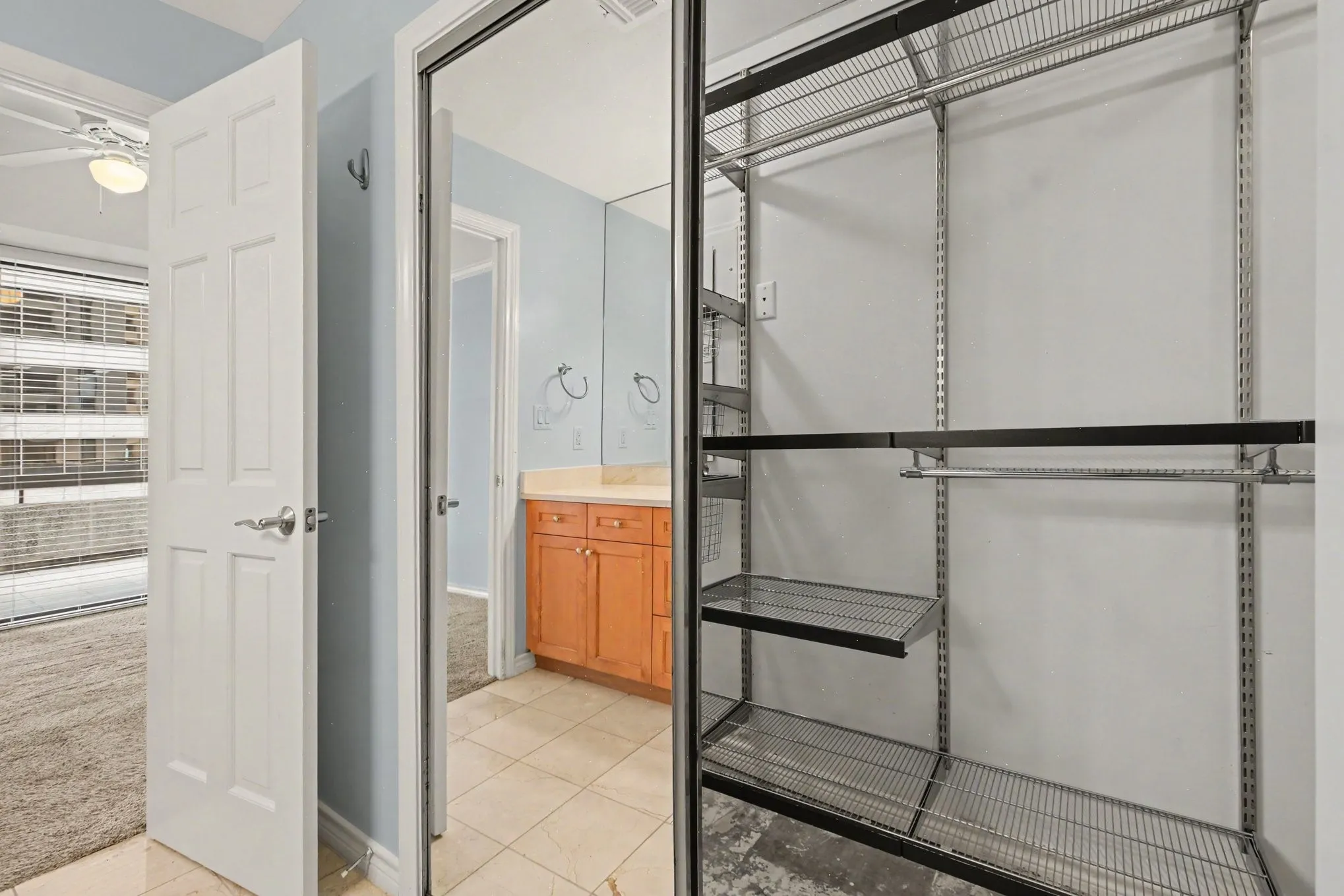 Condominium For Rent in Dallas County , 5909 Luther Lane 706, Dallas, Texas 75225, 1 Bedroom, 1 Bathroom, 2 Garage spaces, 741 Sqft, built in 1983, mls#21300384, Real Estate Agent in Dallas, Homes For Rent in Dallas county, Homes For Rent in Dallas, Realtor in Dallas Texas, Real Estate Brokerage Independent Realty Texas, Luminita Cordes Realtor