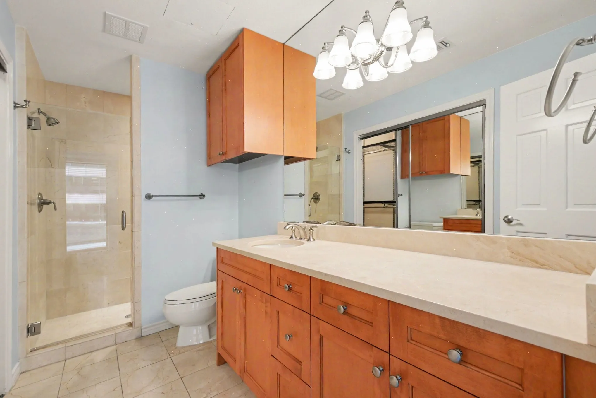 Condominium For Rent in Dallas County , 5909 Luther Lane 706, Dallas, Texas 75225, 1 Bedroom, 1 Bathroom, 2 Garage spaces, 741 Sqft, built in 1983, mls#21300384, Real Estate Agent in Dallas, Homes For Rent in Dallas county, Homes For Rent in Dallas, Realtor in Dallas Texas, Real Estate Brokerage Independent Realty Texas, Luminita Cordes Realtor