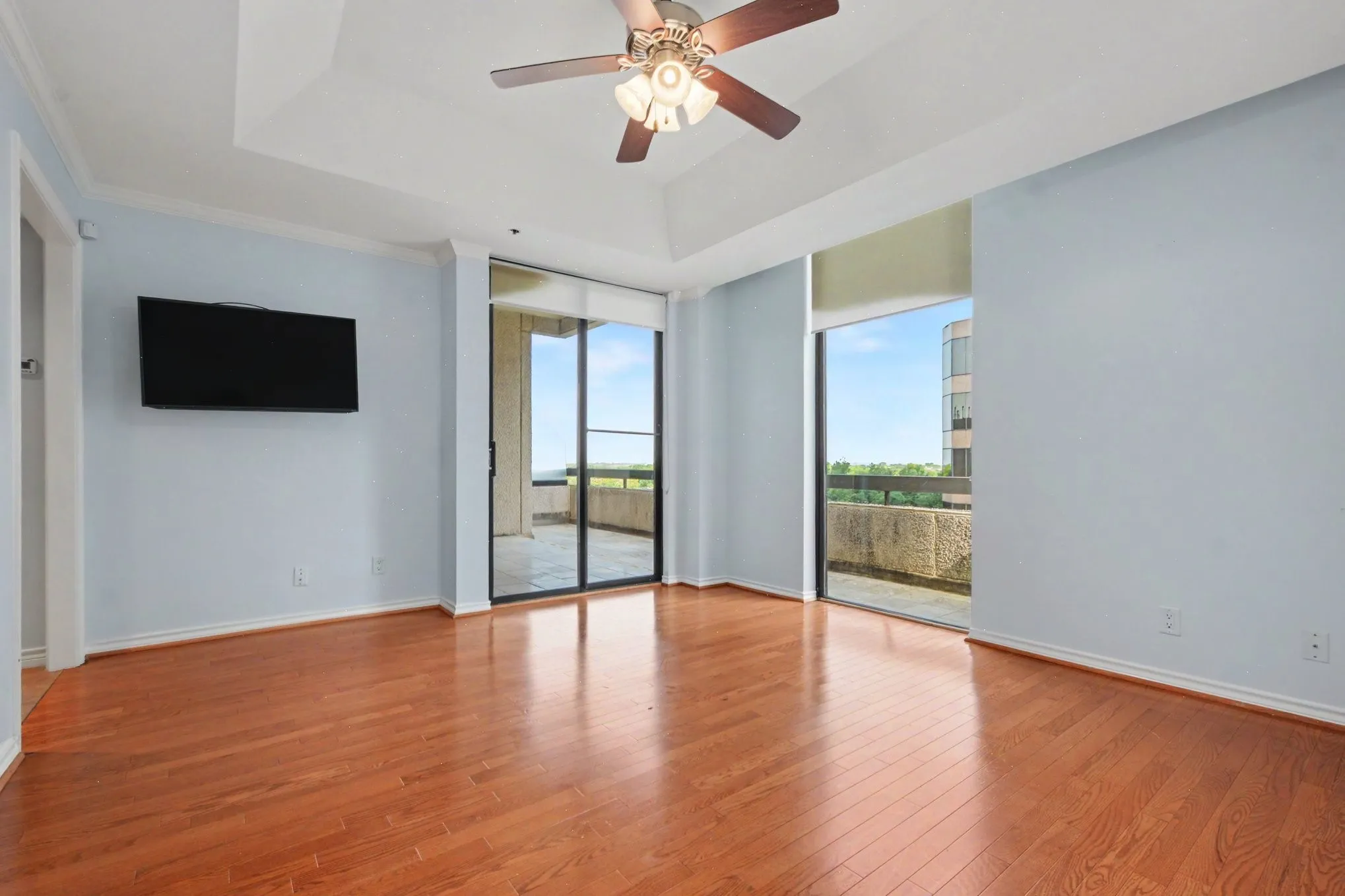 Condominium For Rent in Dallas County , 5909 Luther Lane 706, Dallas, Texas 75225, 1 Bedroom, 1 Bathroom, 2 Garage spaces, 741 Sqft, built in 1983, mls#21300384, Real Estate Agent in Dallas, Homes For Rent in Dallas county, Homes For Rent in Dallas, Realtor in Dallas Texas, Real Estate Brokerage Independent Realty Texas, Luminita Cordes Realtor
