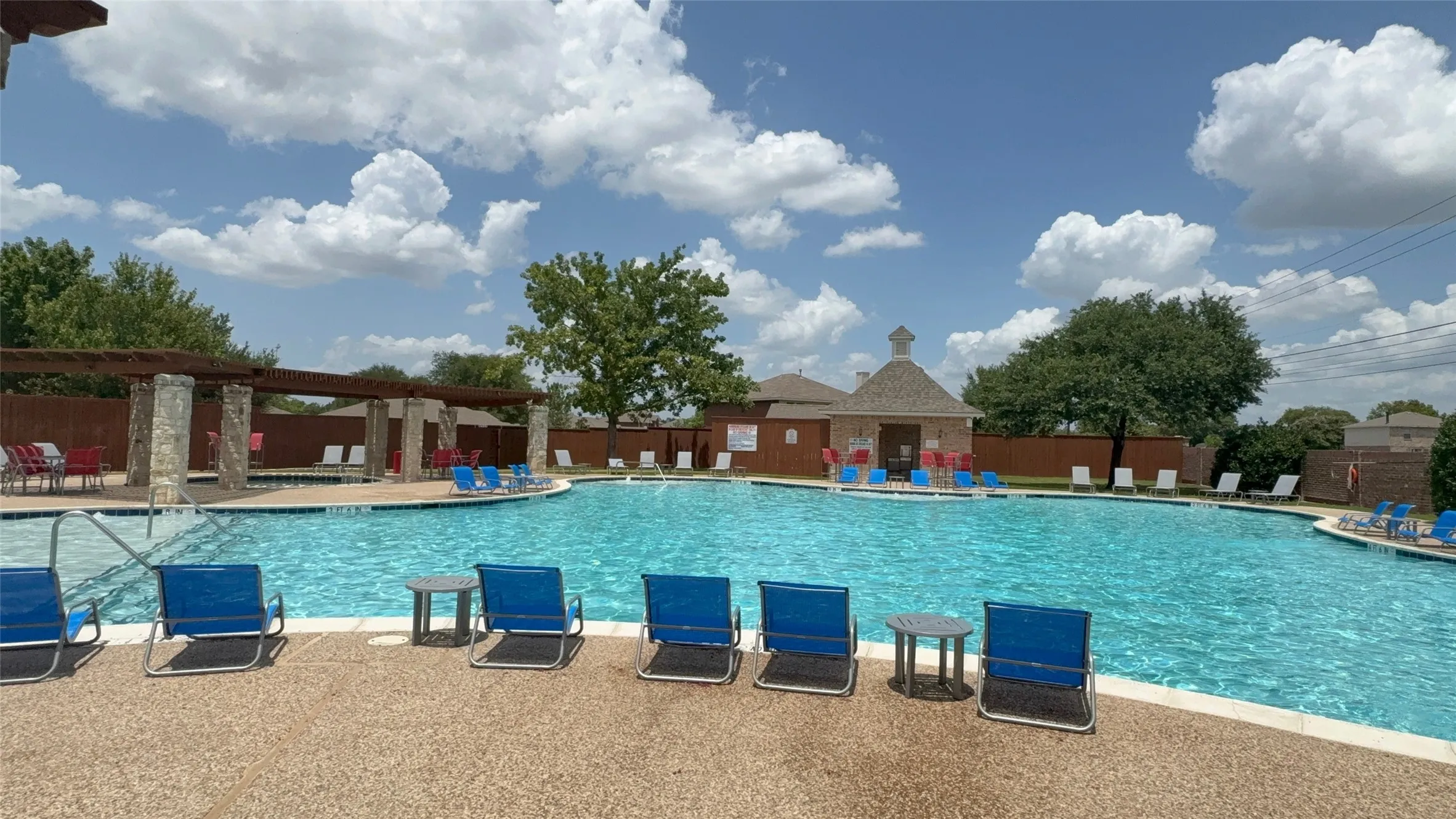 Single Family Residence For Sale in Collin County , 1709 Tamarack Drive, Wylie, Texas 75098, 6 Bedroom, 4 Bathroom, 2 Garage spaces, 4,772 Sqft, built in 2004, mls#21328784, Real Estate Agent in Wylie, Homes For Sale in Collin county, Homes For Sale in Wylie, Realtor in Wylie Texas, Real Estate Brokerage Independent Realty Texas, Luminita Cordes Realtor