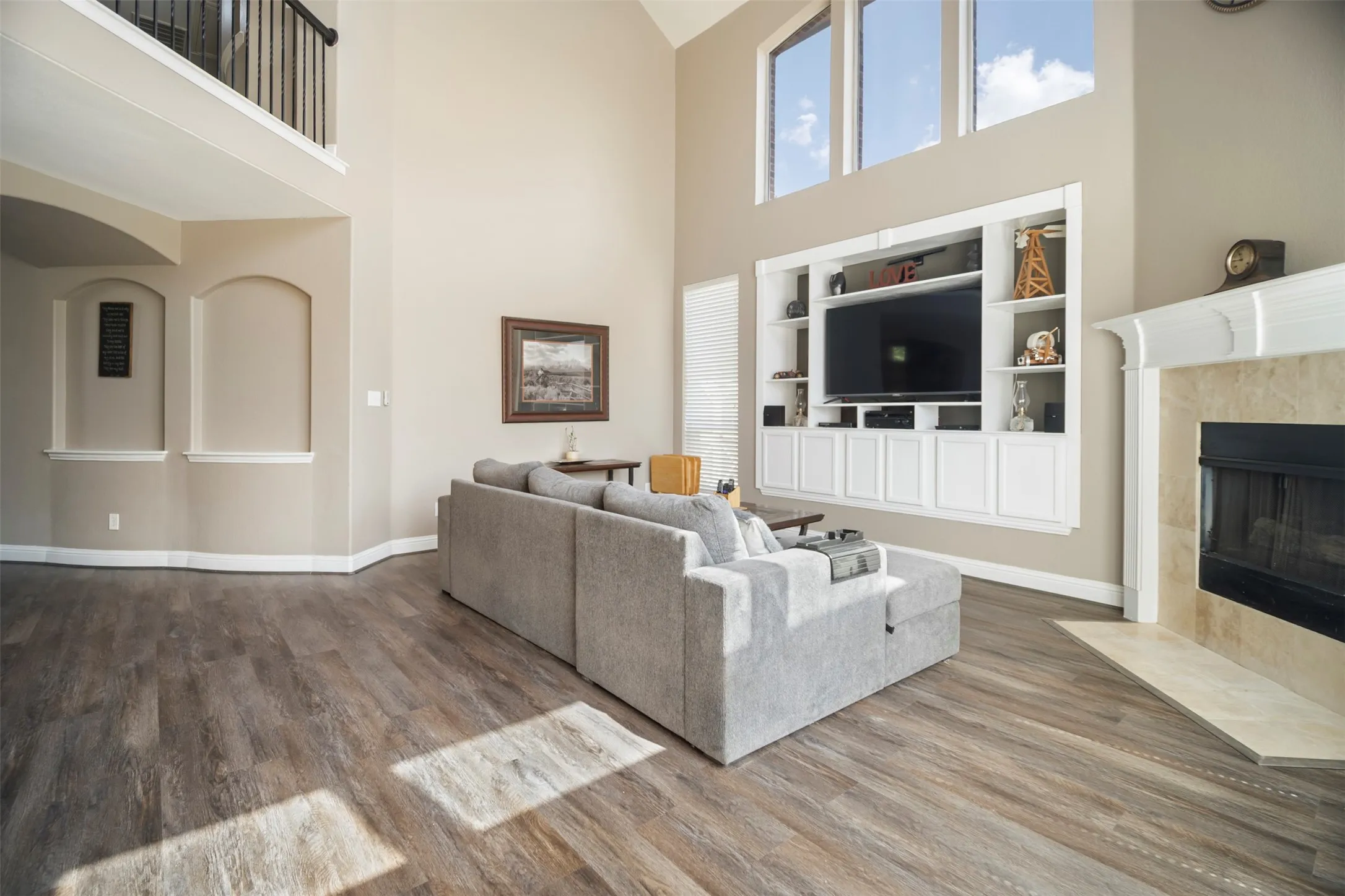 Single Family Residence For Sale in Collin County , 1709 Tamarack Drive, Wylie, Texas 75098, 6 Bedroom, 4 Bathroom, 2 Garage spaces, 4,772 Sqft, built in 2004, mls#21328784, Real Estate Agent in Wylie, Homes For Sale in Collin county, Homes For Sale in Wylie, Realtor in Wylie Texas, Real Estate Brokerage Independent Realty Texas, Luminita Cordes Realtor