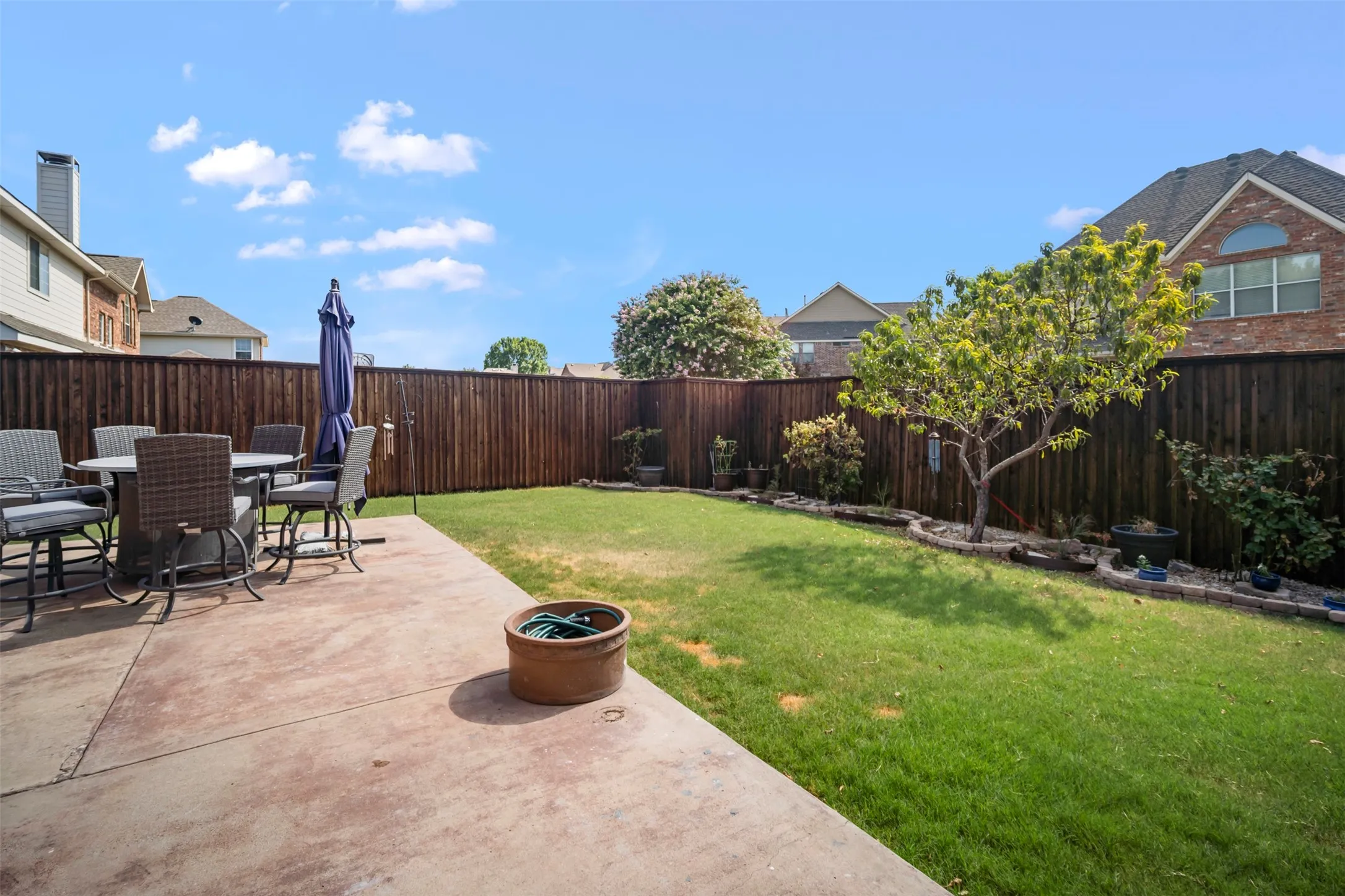 Single Family Residence For Sale in Collin County , 1709 Tamarack Drive, Wylie, Texas 75098, 6 Bedroom, 4 Bathroom, 2 Garage spaces, 4,772 Sqft, built in 2004, mls#21328784, Real Estate Agent in Wylie, Homes For Sale in Collin county, Homes For Sale in Wylie, Realtor in Wylie Texas, Real Estate Brokerage Independent Realty Texas, Luminita Cordes Realtor