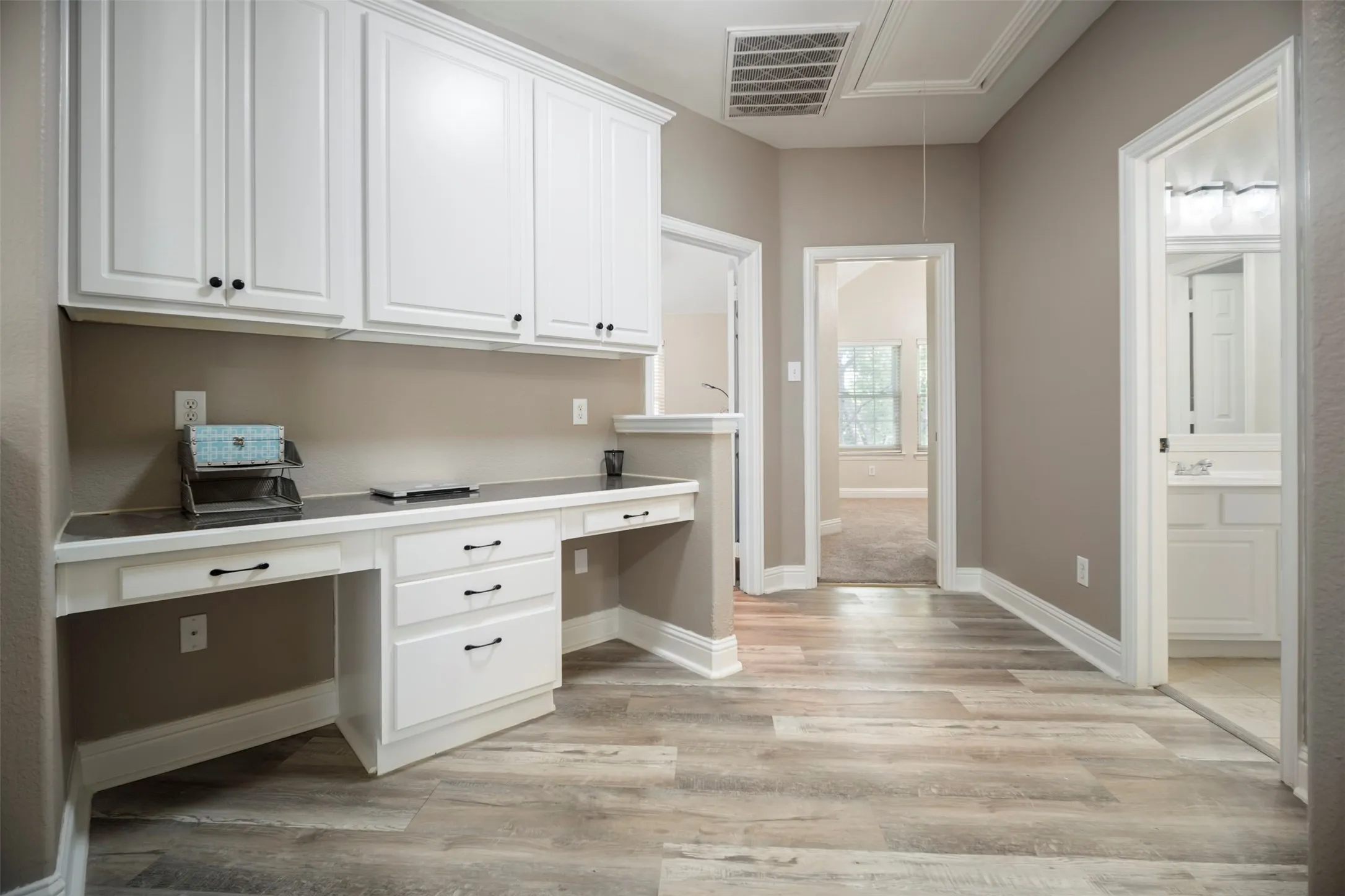 Single Family Residence For Sale in Collin County , 1709 Tamarack Drive, Wylie, Texas 75098, 6 Bedroom, 4 Bathroom, 2 Garage spaces, 4,772 Sqft, built in 2004, mls#21328784, Real Estate Agent in Wylie, Homes For Sale in Collin county, Homes For Sale in Wylie, Realtor in Wylie Texas, Real Estate Brokerage Independent Realty Texas, Luminita Cordes Realtor