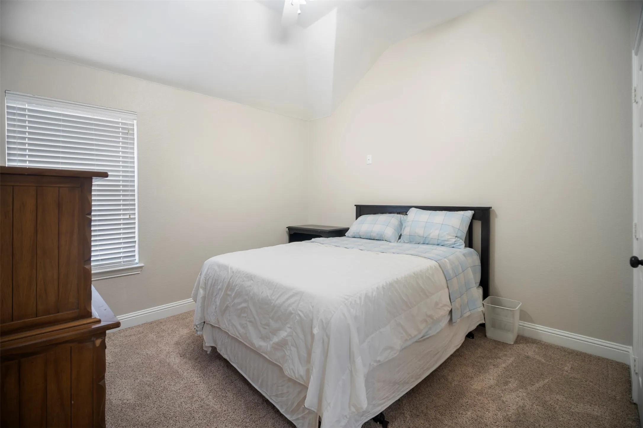 Single Family Residence For Sale in Collin County , 1709 Tamarack Drive, Wylie, Texas 75098, 6 Bedroom, 4 Bathroom, 2 Garage spaces, 4,772 Sqft, built in 2004, mls#21328784, Real Estate Agent in Wylie, Homes For Sale in Collin county, Homes For Sale in Wylie, Realtor in Wylie Texas, Real Estate Brokerage Independent Realty Texas, Luminita Cordes Realtor