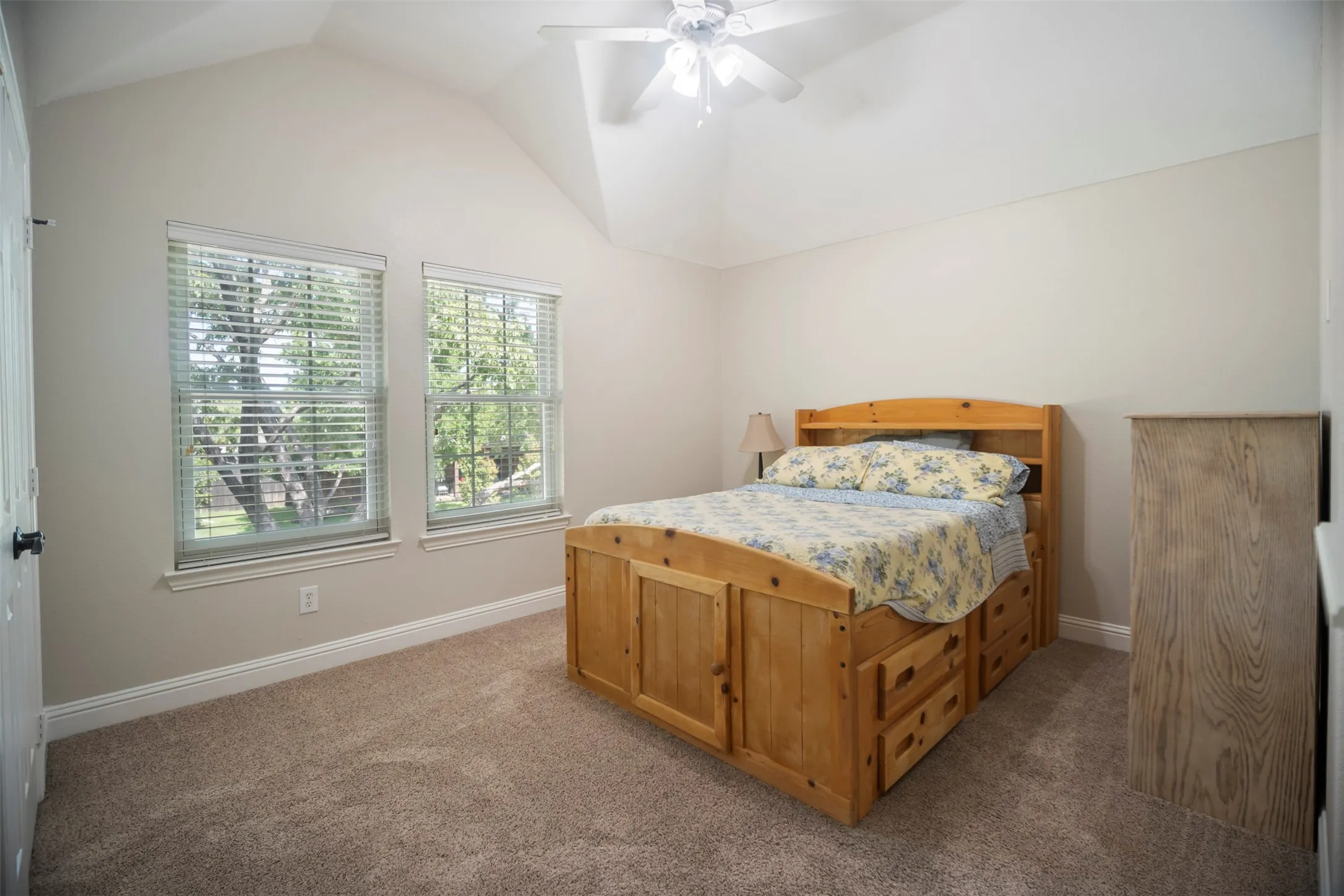Single Family Residence For Sale in Collin County , 1709 Tamarack Drive, Wylie, Texas 75098, 6 Bedroom, 4 Bathroom, 2 Garage spaces, 4,772 Sqft, built in 2004, mls#21328784, Real Estate Agent in Wylie, Homes For Sale in Collin county, Homes For Sale in Wylie, Realtor in Wylie Texas, Real Estate Brokerage Independent Realty Texas, Luminita Cordes Realtor