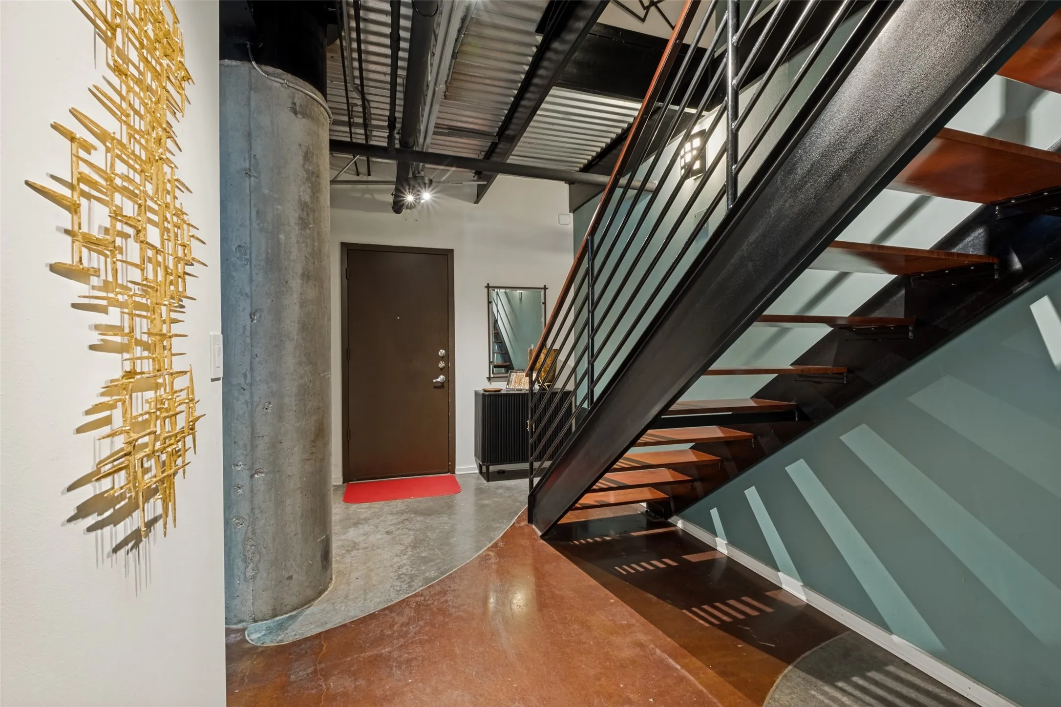 Condominium For Sale in Dallas County , 3110 Thomas Avenue 111, Dallas, Texas 75204, 4 Bedroom, 3 Bathroom, 2 Garage spaces, 2,142 Sqft, built in 1998, mls#21328787, Real Estate Agent in Dallas, Homes For Sale in Dallas county, Homes For Sale in Dallas, Realtor in Dallas Texas, Real Estate Brokerage Independent Realty Texas, Luminita Cordes Realtor