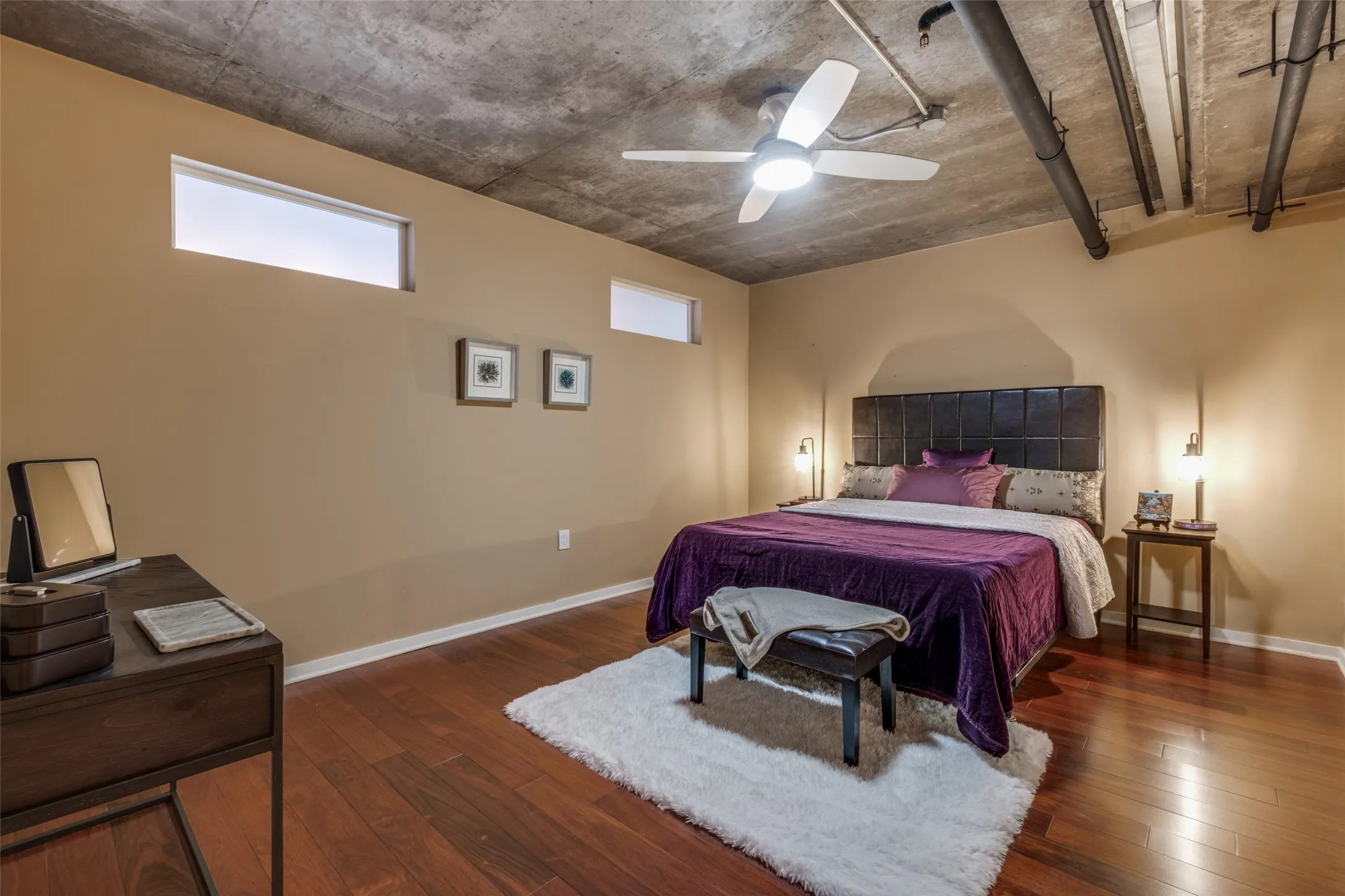 Condominium For Sale in Dallas County , 3110 Thomas Avenue 111, Dallas, Texas 75204, 4 Bedroom, 3 Bathroom, 2 Garage spaces, 2,142 Sqft, built in 1998, mls#21328787, Real Estate Agent in Dallas, Homes For Sale in Dallas county, Homes For Sale in Dallas, Realtor in Dallas Texas, Real Estate Brokerage Independent Realty Texas, Luminita Cordes Realtor