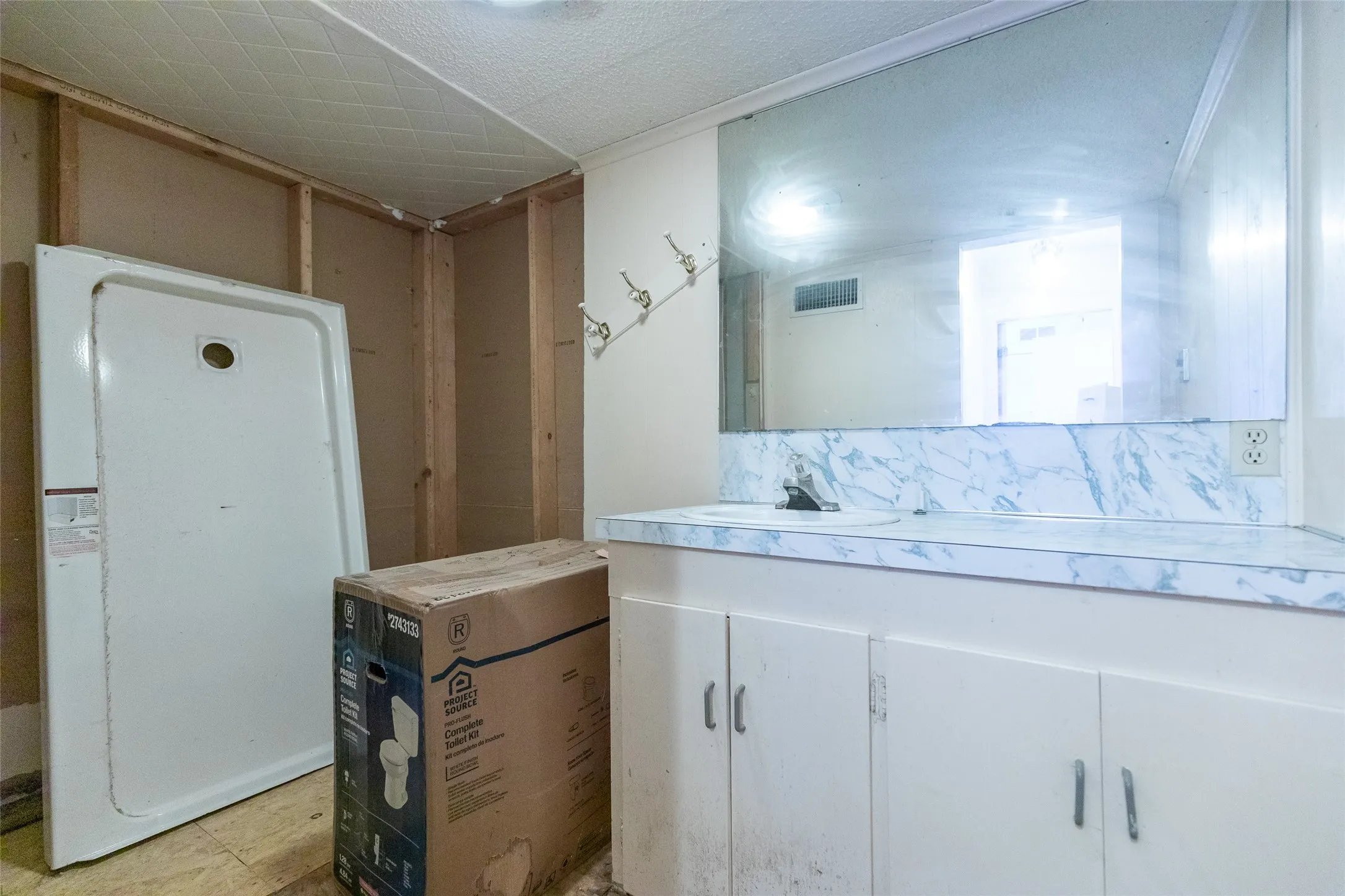 Ranch For Sale in Jones County , 7449 FM 707, Anson, Texas 79501, 0, 0, Garage spaces, 0 Sqft, built in 1954, mls#21328795, Real Estate Agent in Anson, Homes For Sale in Jones county, Homes For Sale in Anson, Realtor in Anson Texas, Real Estate Brokerage Independent Realty Texas, Luminita Cordes Realtor