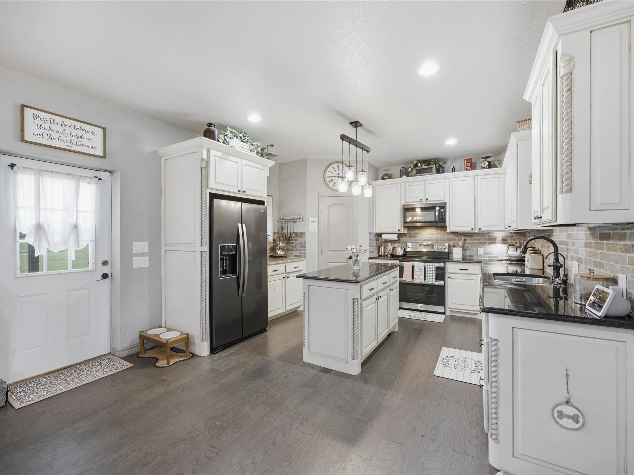 Farm For Sale in Wise County , 716 County Road 3241, Paradise, Texas 76073, 4 Bedroom, 3 Bathroom, 2 Garage spaces, 2,380 Sqft, built in 2019, mls#21326646, Real Estate Agent in Paradise, Homes For Sale in Wise county, Homes For Sale in Paradise, Realtor in Paradise Texas, Real Estate Brokerage Independent Realty Texas, Luminita Cordes Realtor