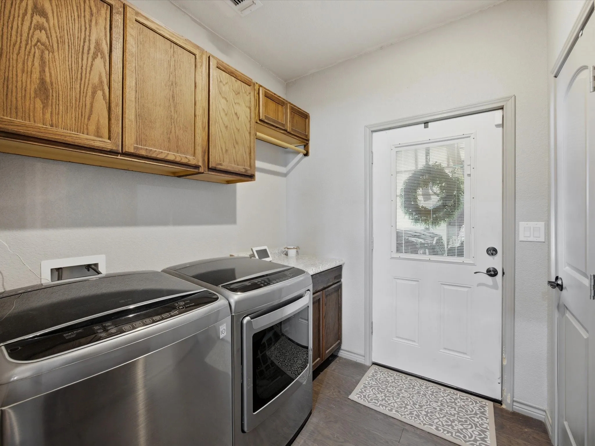 Farm For Sale in Wise County , 716 County Road 3241, Paradise, Texas 76073, 4 Bedroom, 3 Bathroom, 2 Garage spaces, 2,380 Sqft, built in 2019, mls#21326646, Real Estate Agent in Paradise, Homes For Sale in Wise county, Homes For Sale in Paradise, Realtor in Paradise Texas, Real Estate Brokerage Independent Realty Texas, Luminita Cordes Realtor