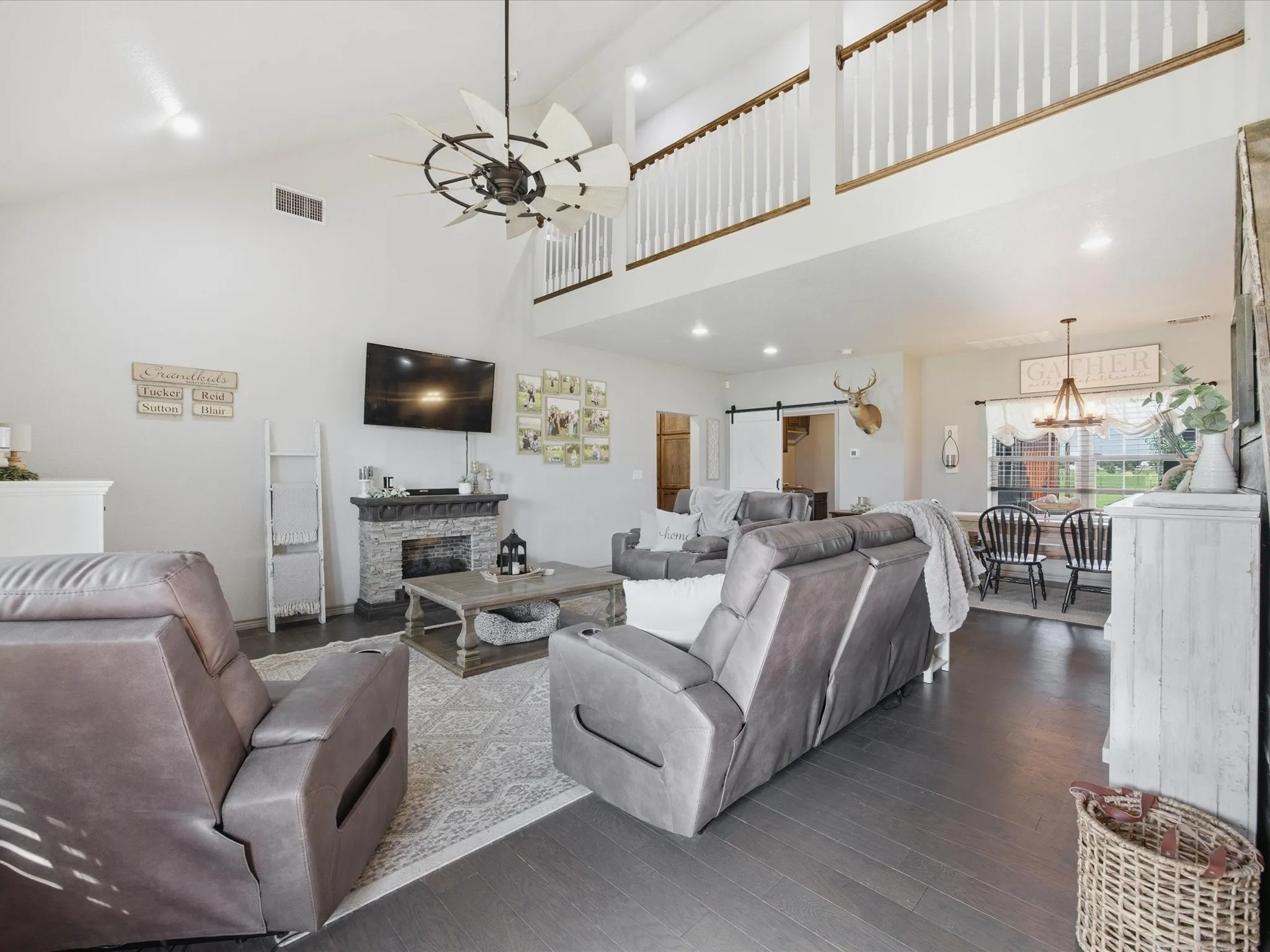 Farm For Sale in Wise County , 716 County Road 3241, Paradise, Texas 76073, 4 Bedroom, 3 Bathroom, 2 Garage spaces, 2,380 Sqft, built in 2019, mls#21326646, Real Estate Agent in Paradise, Homes For Sale in Wise county, Homes For Sale in Paradise, Realtor in Paradise Texas, Real Estate Brokerage Independent Realty Texas, Luminita Cordes Realtor