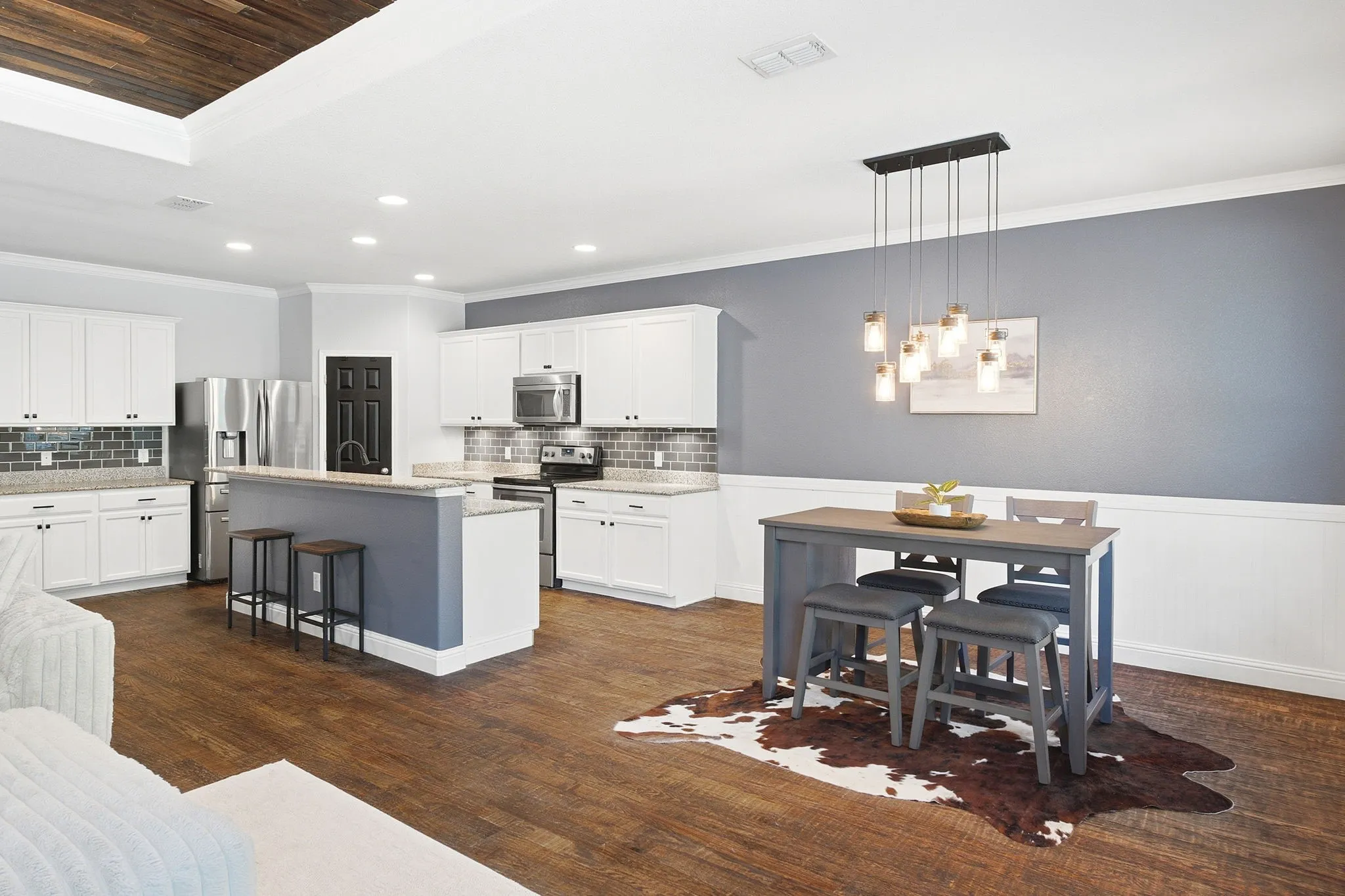 Single Family Residence For Sale in Collin County , 2923 Aspen Way, Melissa, Texas 75454, 4 Bedroom, 3 Bathroom, 2 Garage spaces, 2,725 Sqft, built in 2015, mls#21326606, Real Estate Agent in Melissa, Homes For Sale in Collin county, Homes For Sale in Melissa, Realtor in Melissa Texas, Real Estate Brokerage Independent Realty Texas, Luminita Cordes Realtor