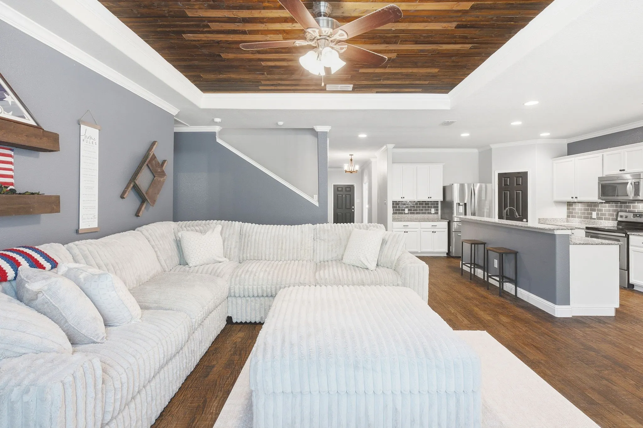 Single Family Residence For Sale in Collin County , 2923 Aspen Way, Melissa, Texas 75454, 4 Bedroom, 3 Bathroom, 2 Garage spaces, 2,725 Sqft, built in 2015, mls#21326606, Real Estate Agent in Melissa, Homes For Sale in Collin county, Homes For Sale in Melissa, Realtor in Melissa Texas, Real Estate Brokerage Independent Realty Texas, Luminita Cordes Realtor