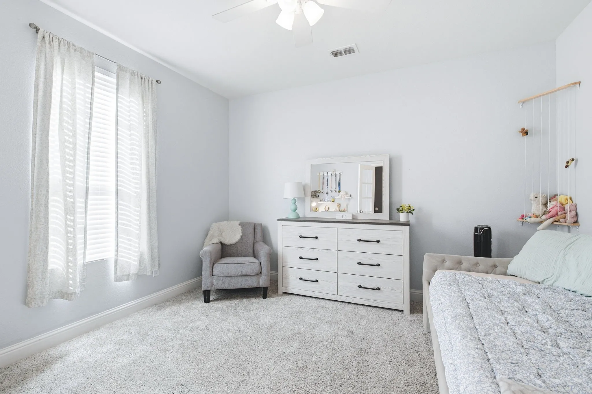 Single Family Residence For Sale in Collin County , 2923 Aspen Way, Melissa, Texas 75454, 4 Bedroom, 3 Bathroom, 2 Garage spaces, 2,725 Sqft, built in 2015, mls#21326606, Real Estate Agent in Melissa, Homes For Sale in Collin county, Homes For Sale in Melissa, Realtor in Melissa Texas, Real Estate Brokerage Independent Realty Texas, Luminita Cordes Realtor