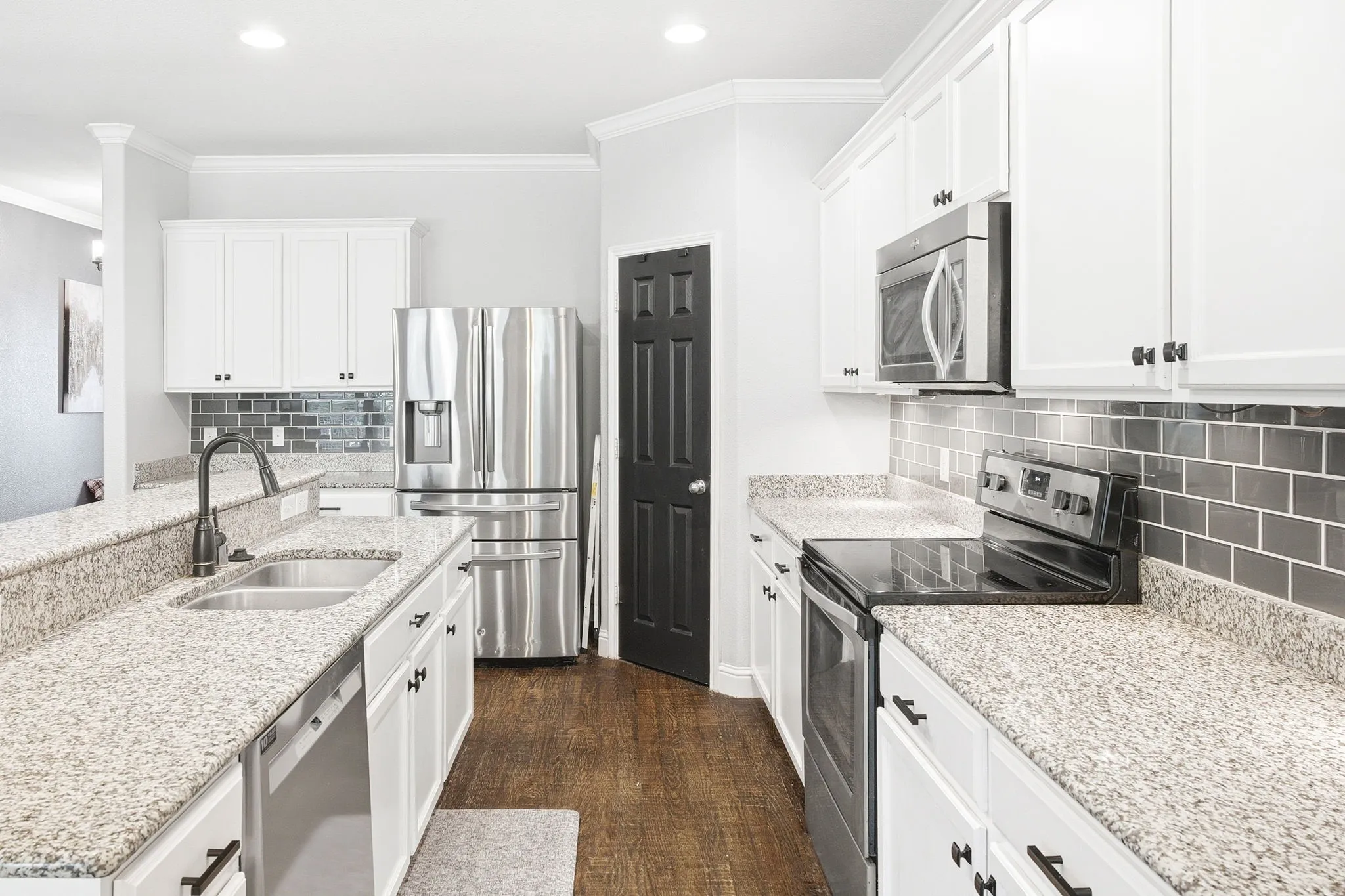 Single Family Residence For Sale in Collin County , 2923 Aspen Way, Melissa, Texas 75454, 4 Bedroom, 3 Bathroom, 2 Garage spaces, 2,725 Sqft, built in 2015, mls#21326606, Real Estate Agent in Melissa, Homes For Sale in Collin county, Homes For Sale in Melissa, Realtor in Melissa Texas, Real Estate Brokerage Independent Realty Texas, Luminita Cordes Realtor