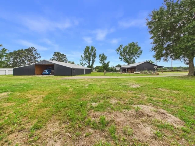 Business For Sale in Henderson County , 7491 State Highway 19 S, Athens, Texas 75751, 0, 0, Garage spaces, 0 Sqft, built in 1946, Price $575,000, mls#21328804, Real Estate Agent in Athens, Homes For Sale in Henderson county, Homes For Sale in Athens, Realtor in Athens Texas, Real Estate Brokerage Independent Realty Texas, Luminita Cordes Realtor