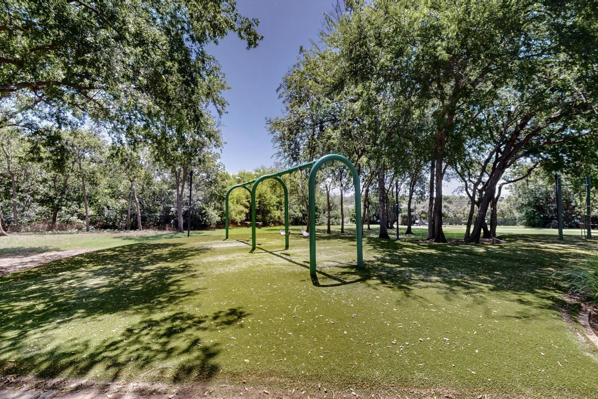 Single Family Residence For Sale in Dallas County , 2221 Everglade Court, Carrollton, Texas 75006, 5 Bedroom, 4 Bathroom, 2 Garage spaces, 3,846 Sqft, built in 1993, mls#21328763, Real Estate Agent in Carrollton, Homes For Sale in Dallas county, Homes For Sale in Carrollton, Realtor in Carrollton Texas, Real Estate Brokerage Independent Realty Texas, Luminita Cordes Realtor