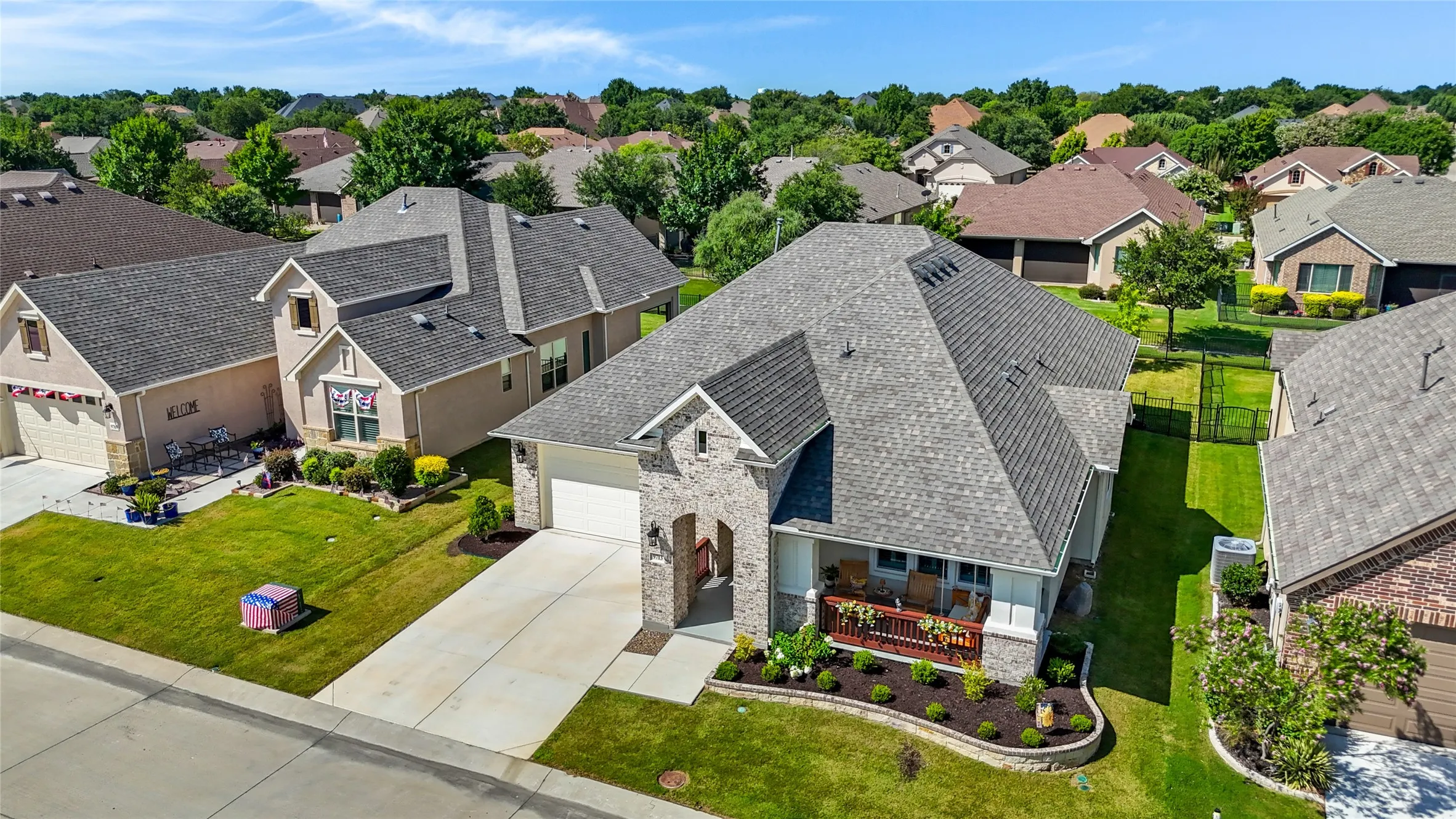 Single Family Residence For Sale in Denton County , 9713 Siltstone Drive, Denton, Texas 76207, 2 Bedroom, 3 Bathroom, 3 Garage spaces, 2,085 Sqft, built in 2024, mls#21325585, Real Estate Agent in Denton, Homes For Sale in Denton county, Homes For Sale in Denton, Realtor in Denton Texas, Real Estate Brokerage Independent Realty Texas, Luminita Cordes Realtor