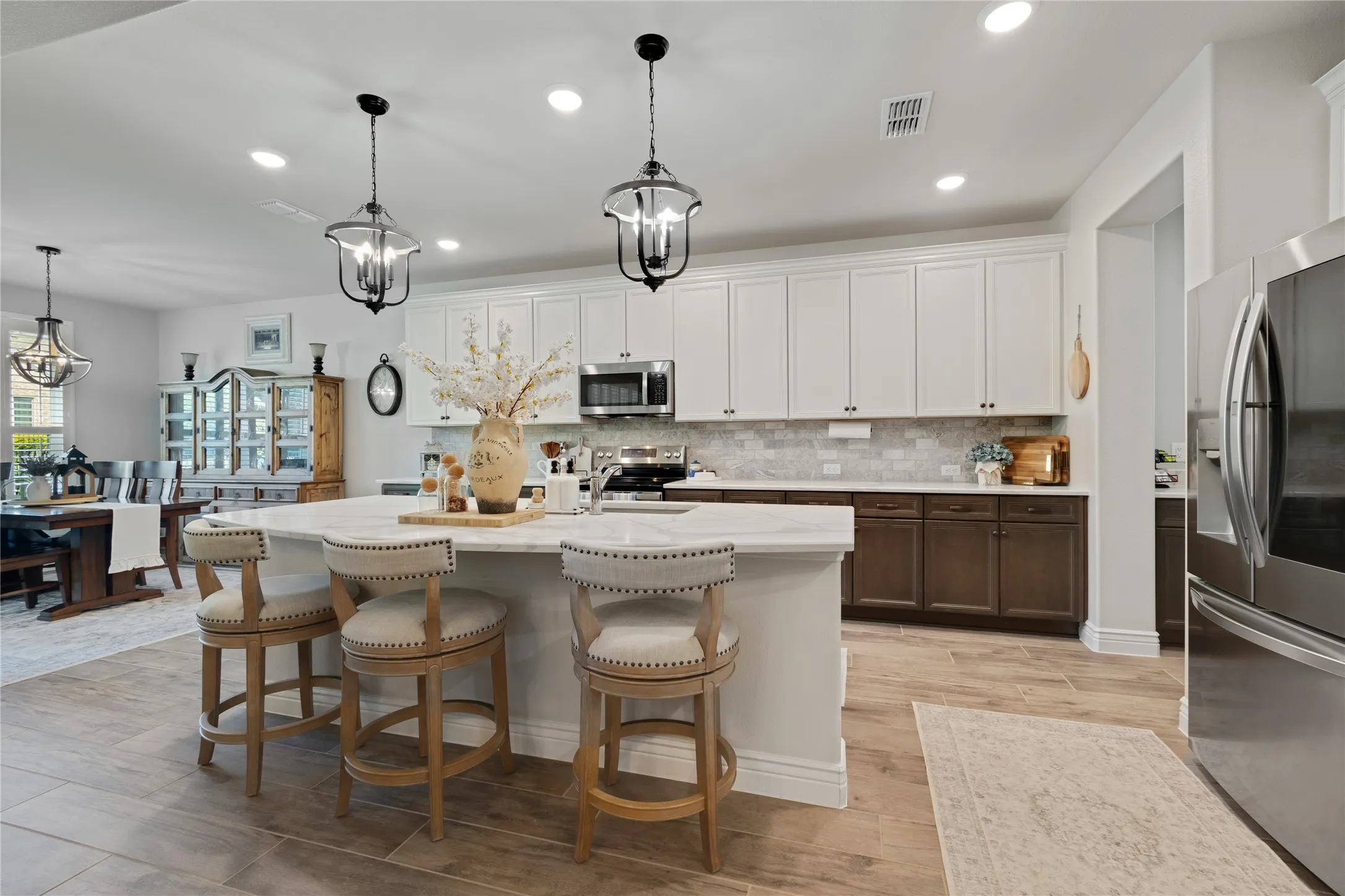 Single Family Residence For Sale in Denton County , 9713 Siltstone Drive, Denton, Texas 76207, 2 Bedroom, 3 Bathroom, 3 Garage spaces, 2,085 Sqft, built in 2024, mls#21325585, Real Estate Agent in Denton, Homes For Sale in Denton county, Homes For Sale in Denton, Realtor in Denton Texas, Real Estate Brokerage Independent Realty Texas, Luminita Cordes Realtor