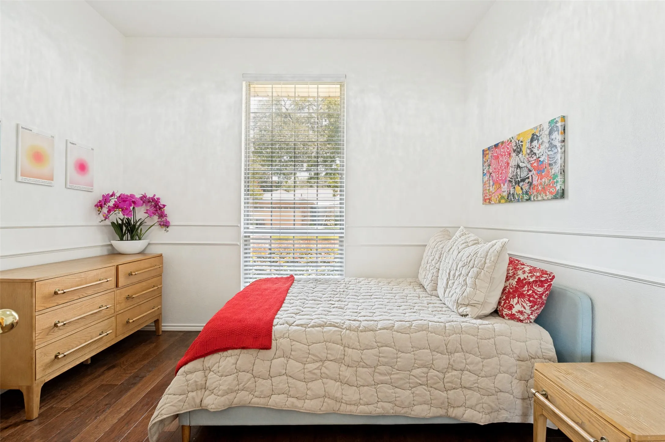 Single Family Residence For Sale in Tarrant County , 1005 De Pauw Drive, Arlington, Texas 76012, 4 Bedroom, 2 Bathroom, 2 Garage spaces, 1,779 Sqft, built in 1977, mls#21328776, Real Estate Agent in Arlington, Homes For Sale in Tarrant county, Homes For Sale in Arlington, Realtor in Arlington Texas, Real Estate Brokerage Independent Realty Texas, Luminita Cordes Realtor