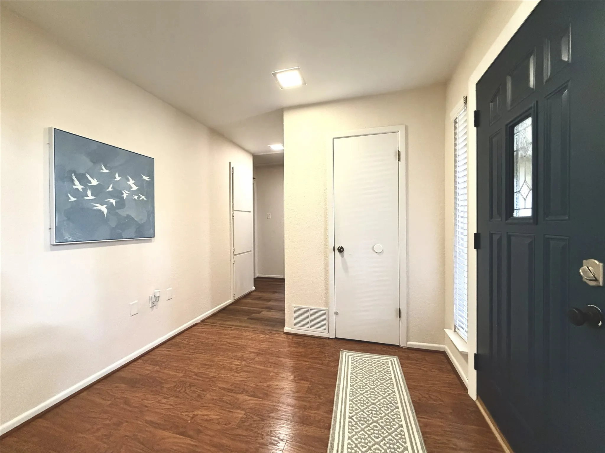 Single Family Residence For Sale in Tarrant County , 5700 Stage Line Drive, Arlington, Texas 76017, 3 Bedroom, 2 Bathroom, 2 Garage spaces, 1,834 Sqft, built in 1977, mls#21328813, Real Estate Agent in Arlington, Homes For Sale in Tarrant county, Homes For Sale in Arlington, Realtor in Arlington Texas, Real Estate Brokerage Independent Realty Texas, Luminita Cordes Realtor