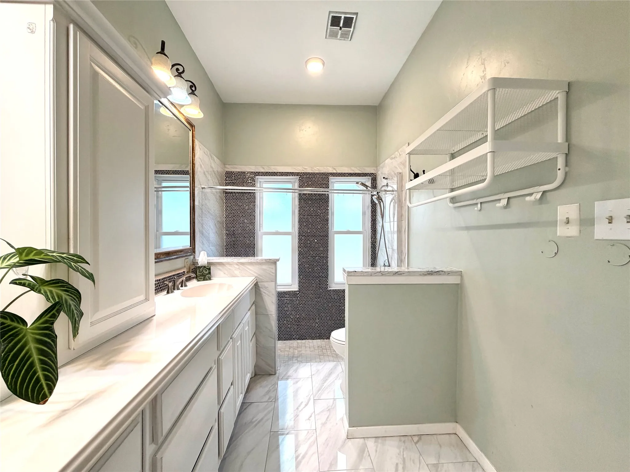 Single Family Residence For Sale in Tarrant County , 5700 Stage Line Drive, Arlington, Texas 76017, 3 Bedroom, 2 Bathroom, 2 Garage spaces, 1,834 Sqft, built in 1977, mls#21328813, Real Estate Agent in Arlington, Homes For Sale in Tarrant county, Homes For Sale in Arlington, Realtor in Arlington Texas, Real Estate Brokerage Independent Realty Texas, Luminita Cordes Realtor
