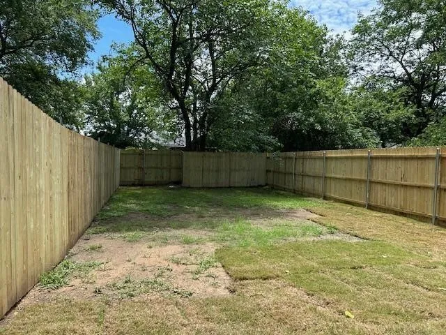 Duplex For Sale in Grayson County , 406 E Bonham Street, Tom Bean, Texas 75491, 6 Bedrooms, 6 Bathrooms, Garage spaces, 0 Sqft, built in 2025, Price $490,000, mls#21328817, Real Estate Agent in Tom Bean, Homes For Sale in Grayson county, Homes For Sale in Tom Bean, Realtor in Tom Bean Texas, Real Estate Brokerage Independent Realty Texas, Luminita Cordes Realtor