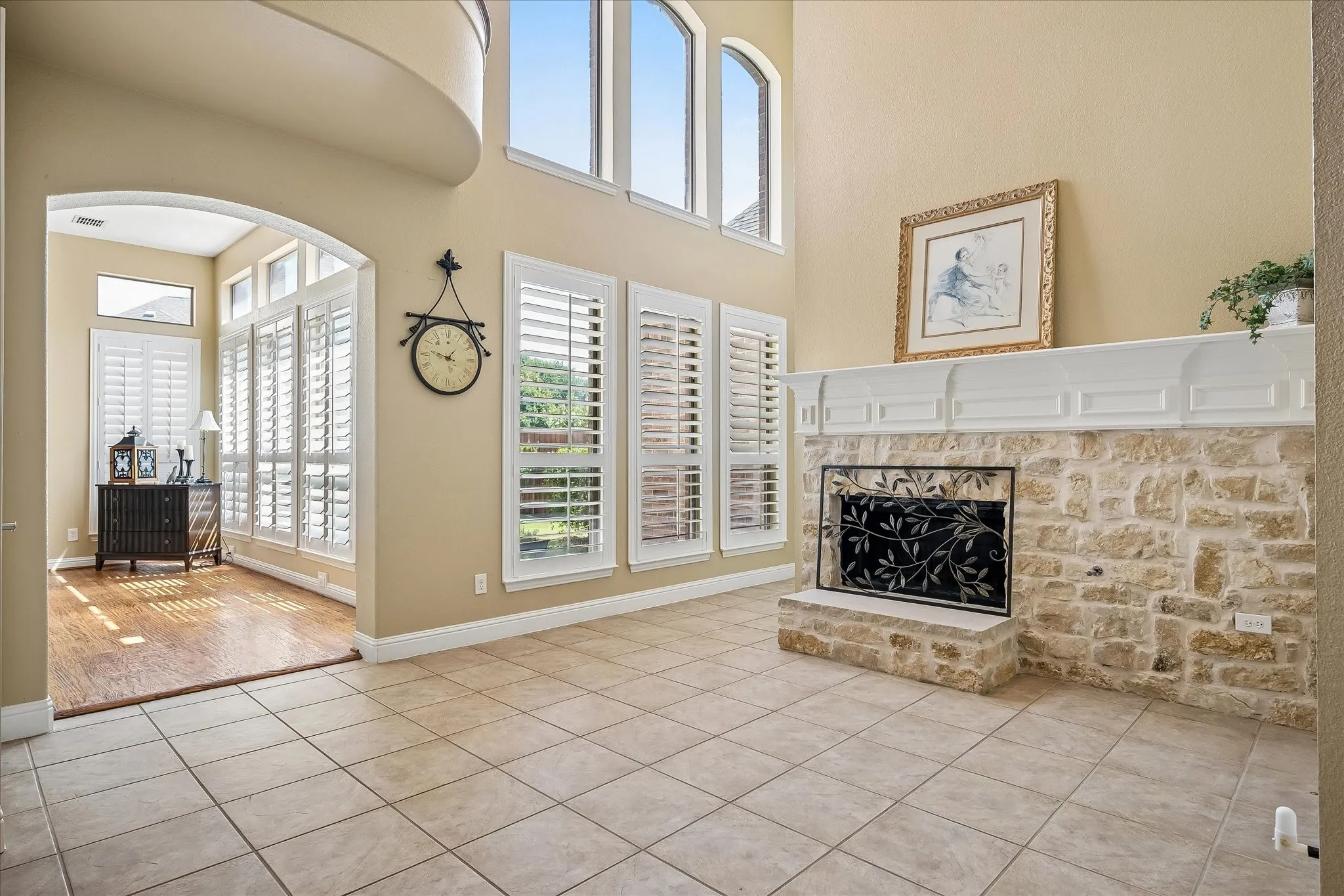 Living Room with Fireplace