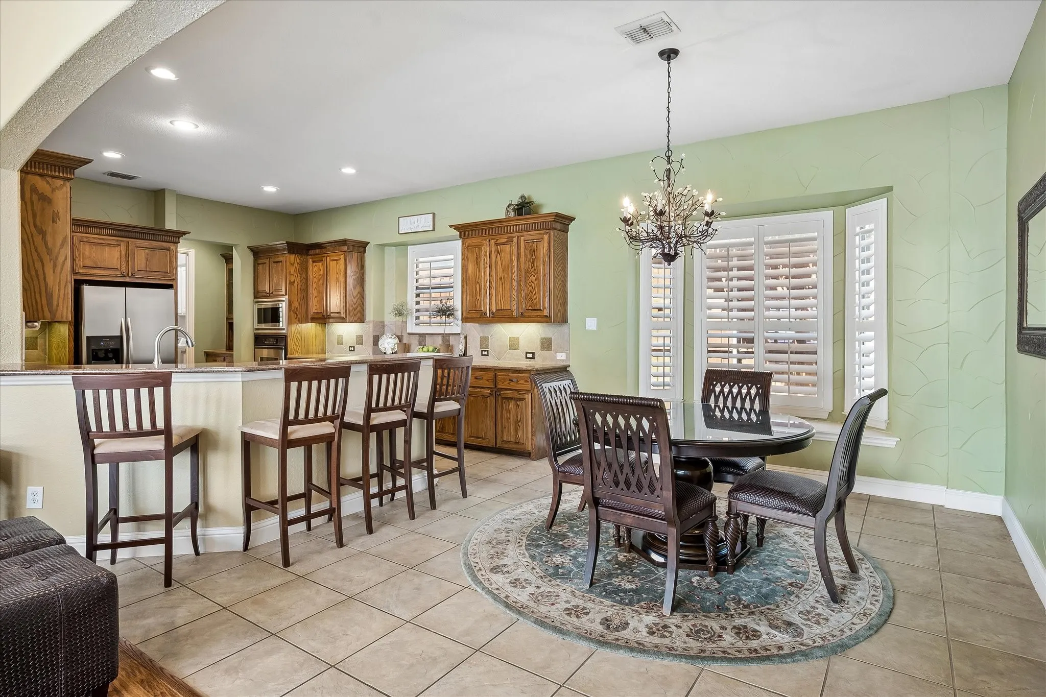 Single Family Residence For Sale in Collin County , 2209 Stanmore Lane, Plano, Texas 75025, 5 Bedroom, 4 Bathroom, 3 Garage spaces, 4,229 Sqft, built in 2002, mls#21325778, Real Estate Agent in Plano, Homes For Sale in Collin county, Homes For Sale in Plano, Realtor in Plano Texas, Real Estate Brokerage Independent Realty Texas, Luminita Cordes Realtor