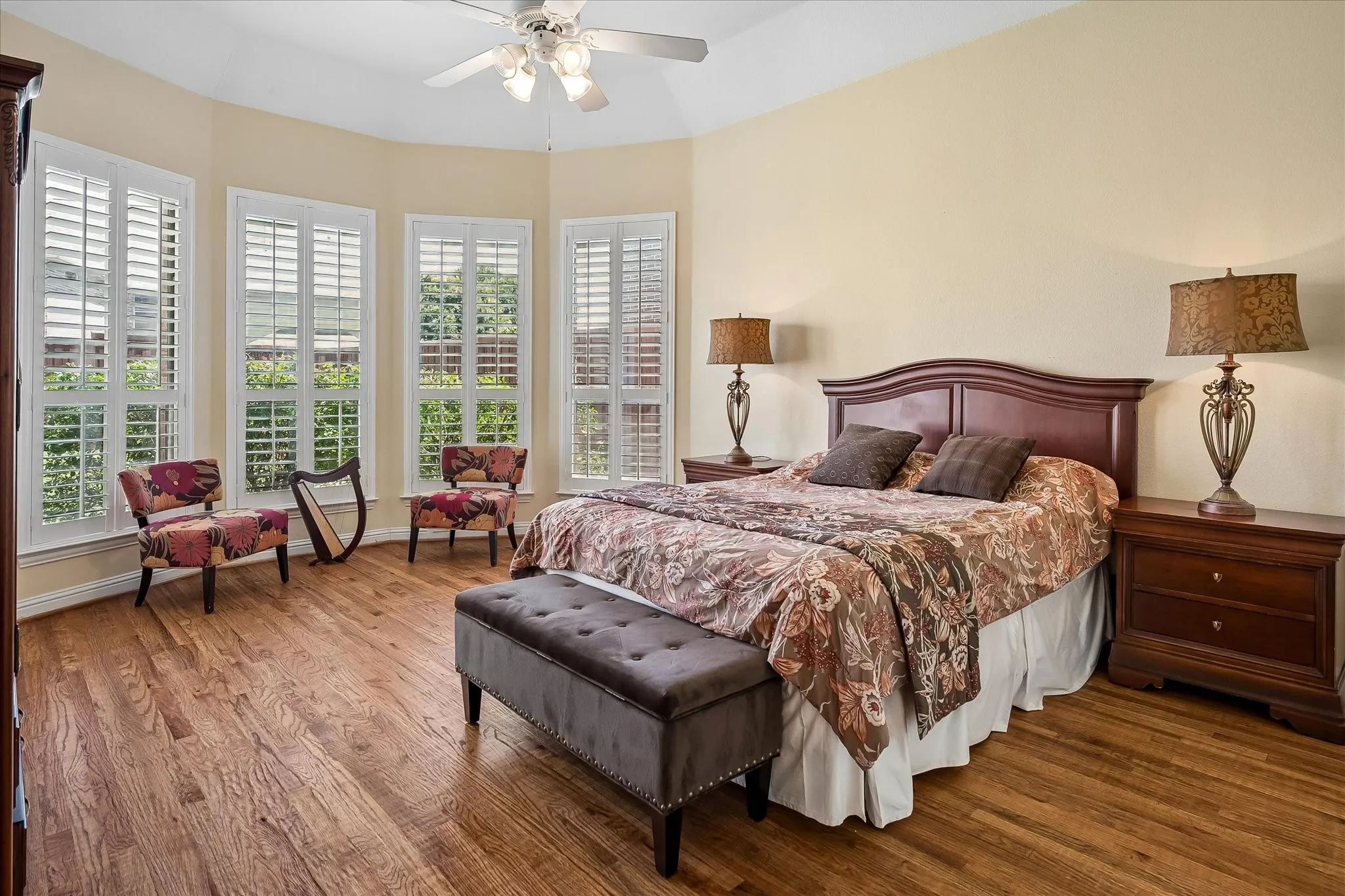 Single Family Residence For Sale in Collin County , 2209 Stanmore Lane, Plano, Texas 75025, 5 Bedroom, 4 Bathroom, 3 Garage spaces, 4,229 Sqft, built in 2002, mls#21325778, Real Estate Agent in Plano, Homes For Sale in Collin county, Homes For Sale in Plano, Realtor in Plano Texas, Real Estate Brokerage Independent Realty Texas, Luminita Cordes Realtor