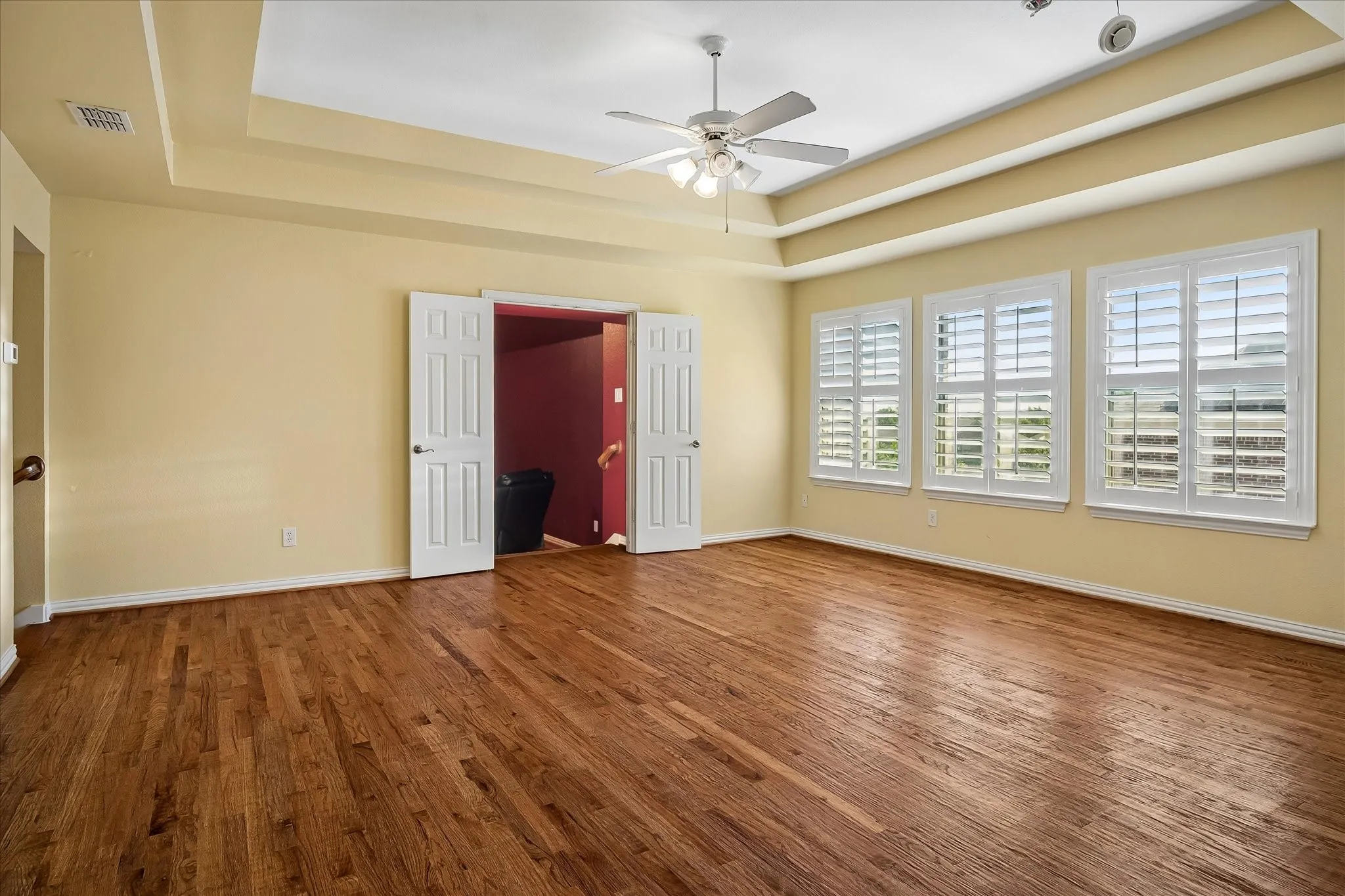 Single Family Residence For Sale in Collin County , 2209 Stanmore Lane, Plano, Texas 75025, 5 Bedroom, 4 Bathroom, 3 Garage spaces, 4,229 Sqft, built in 2002, mls#21325778, Real Estate Agent in Plano, Homes For Sale in Collin county, Homes For Sale in Plano, Realtor in Plano Texas, Real Estate Brokerage Independent Realty Texas, Luminita Cordes Realtor